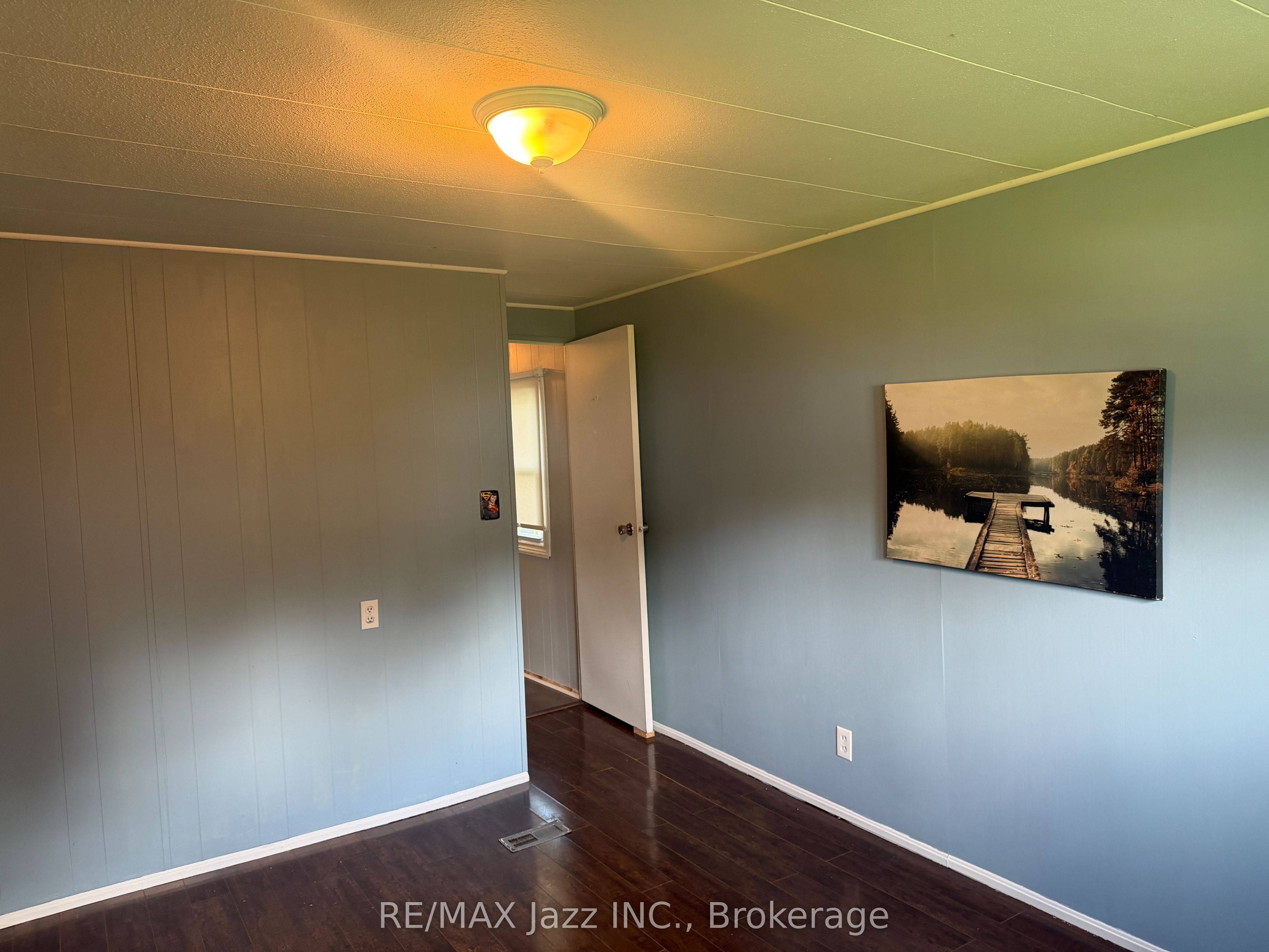 266 Hillview Road Property Photo 10
