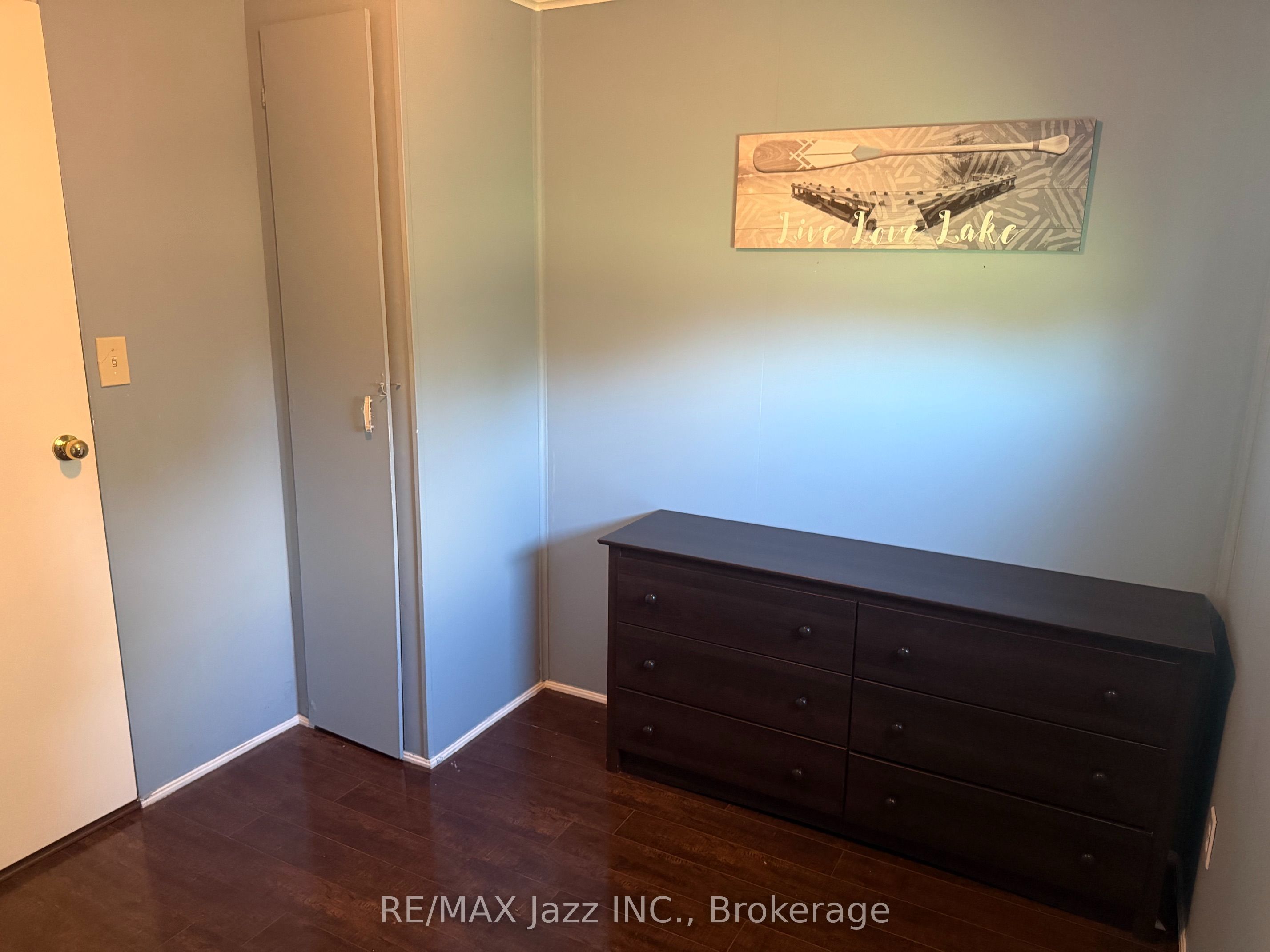 266 Hillview Road Property Photo 12