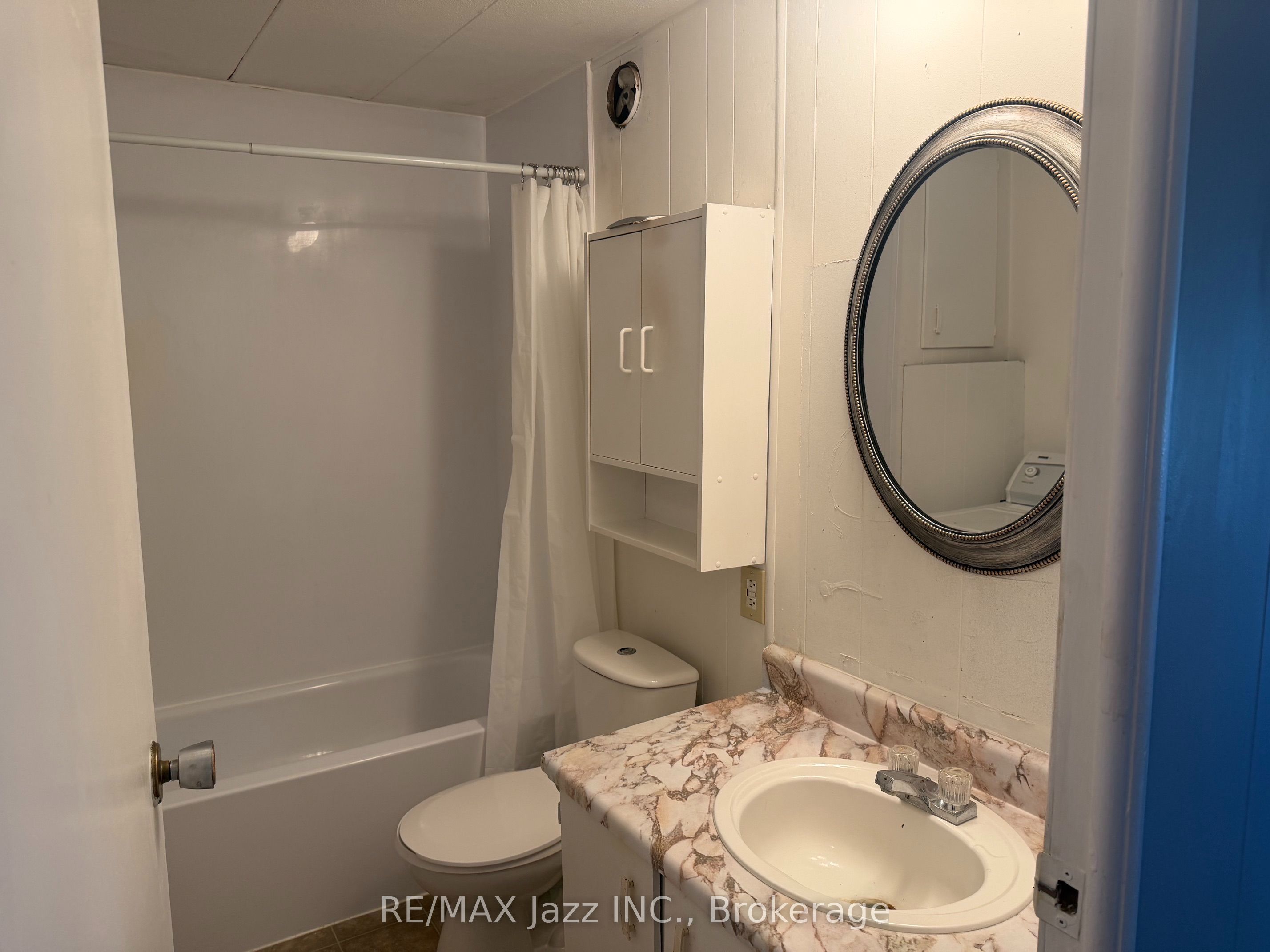 266 Hillview Road Property Photo 14