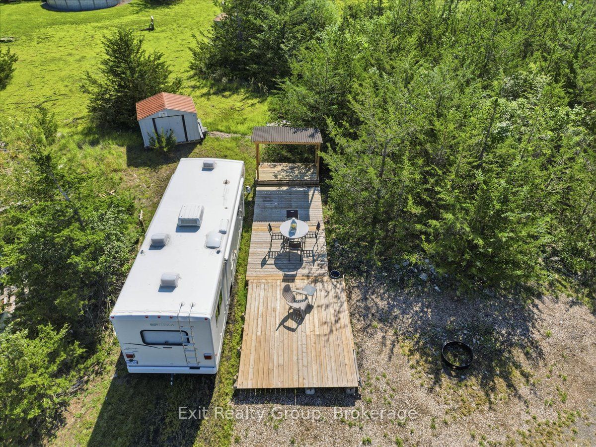 937 Rosebush Road Property Photo 8