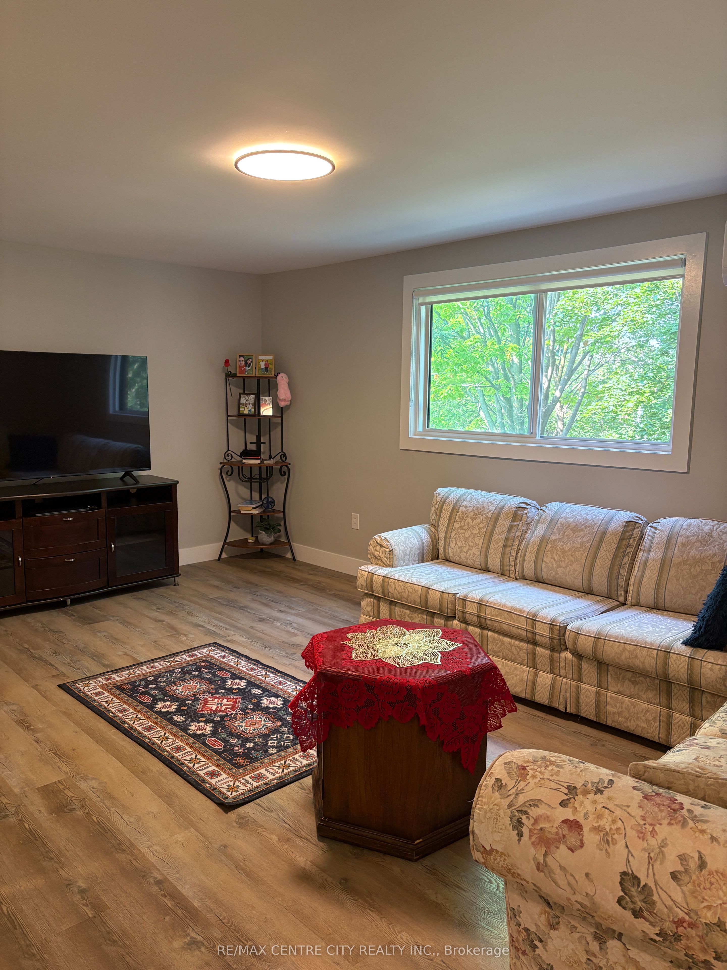 400 Scenic Drive S 9 Property Photo 10