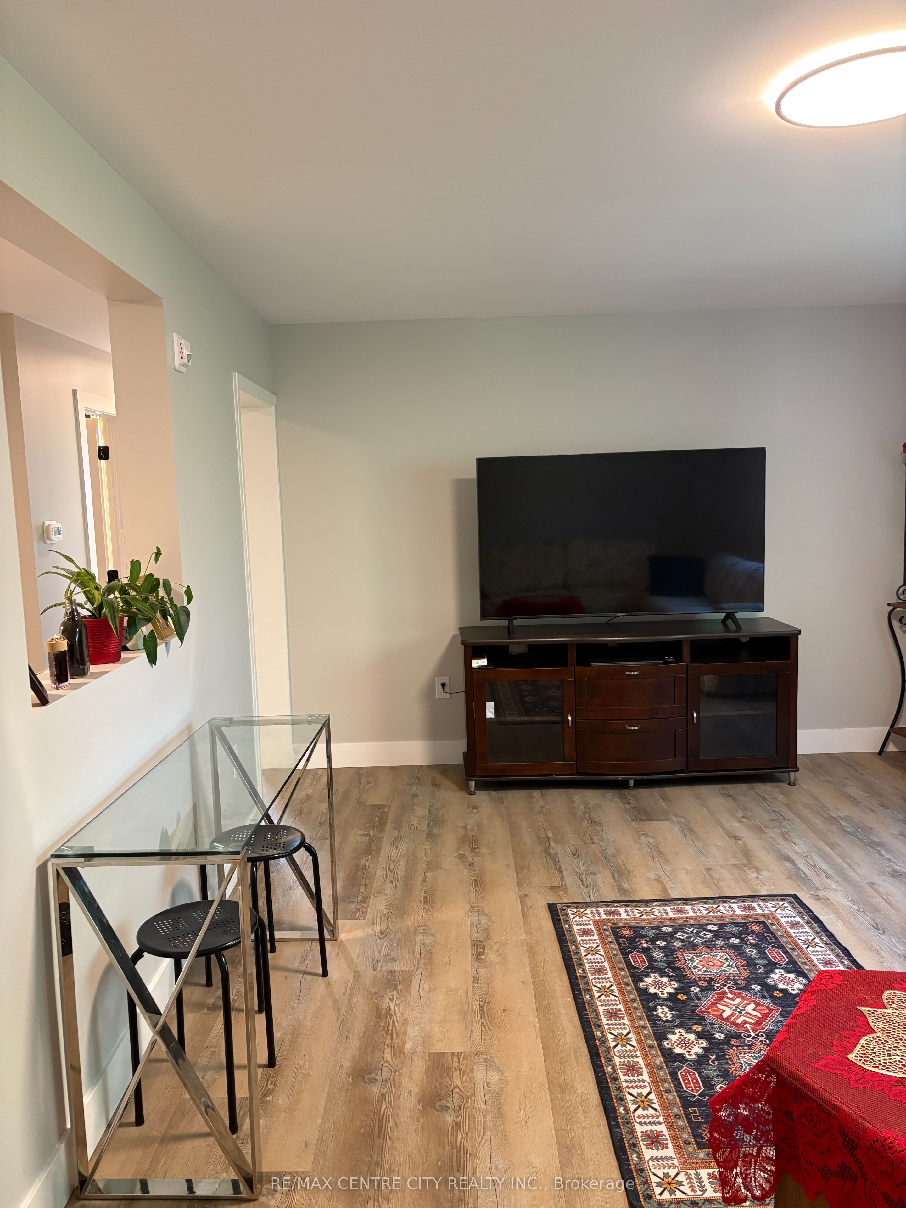 400 Scenic Drive S 9 Property Photo 13