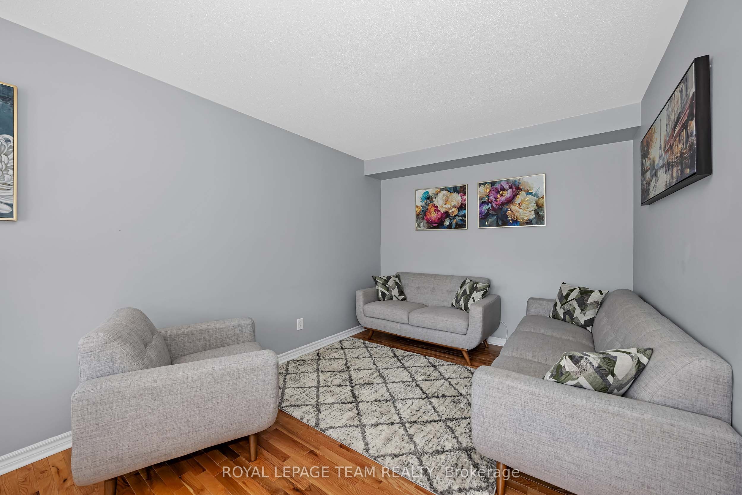 2555 Waterlilly Way Property Photo 9
