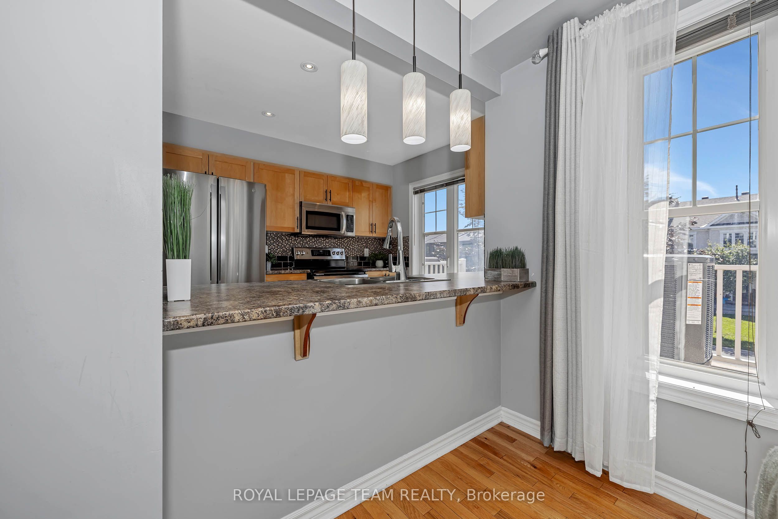2555 Waterlilly Way Property Photo 16
