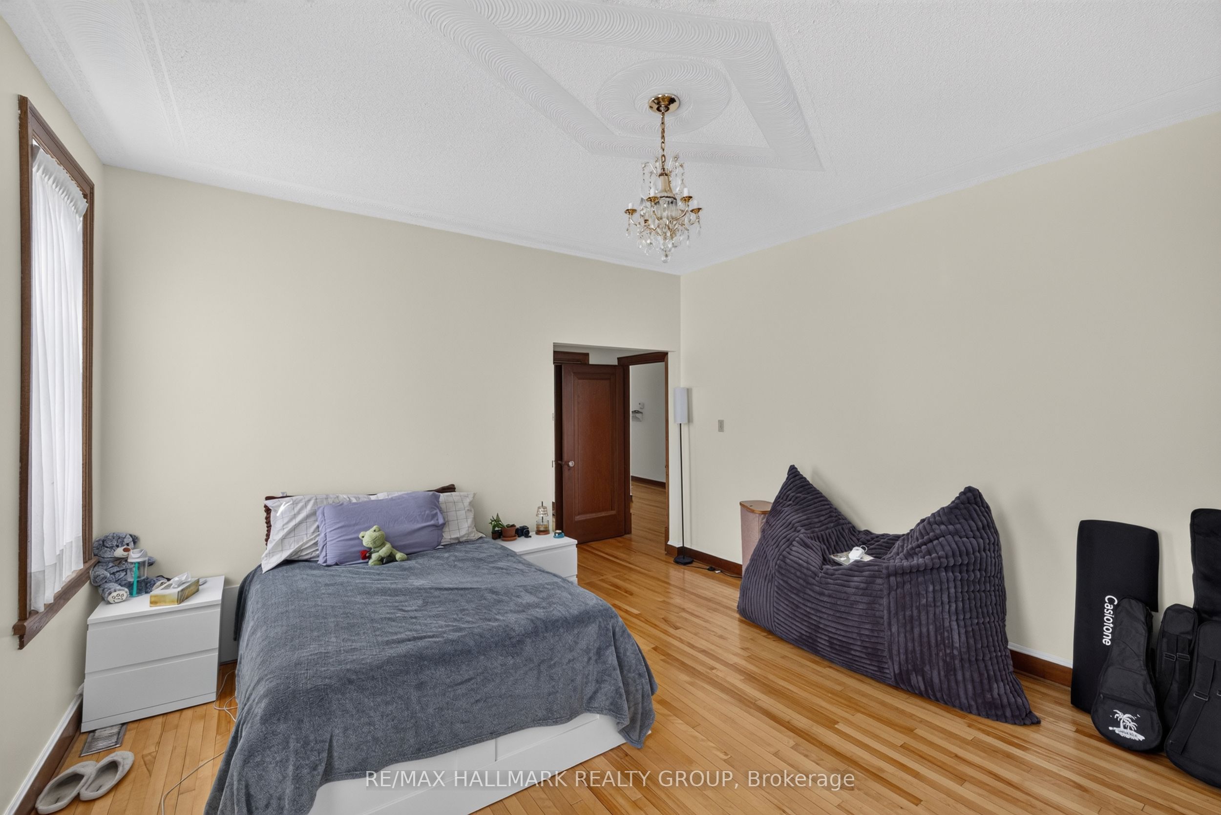 100 John Street N Property Photo 33