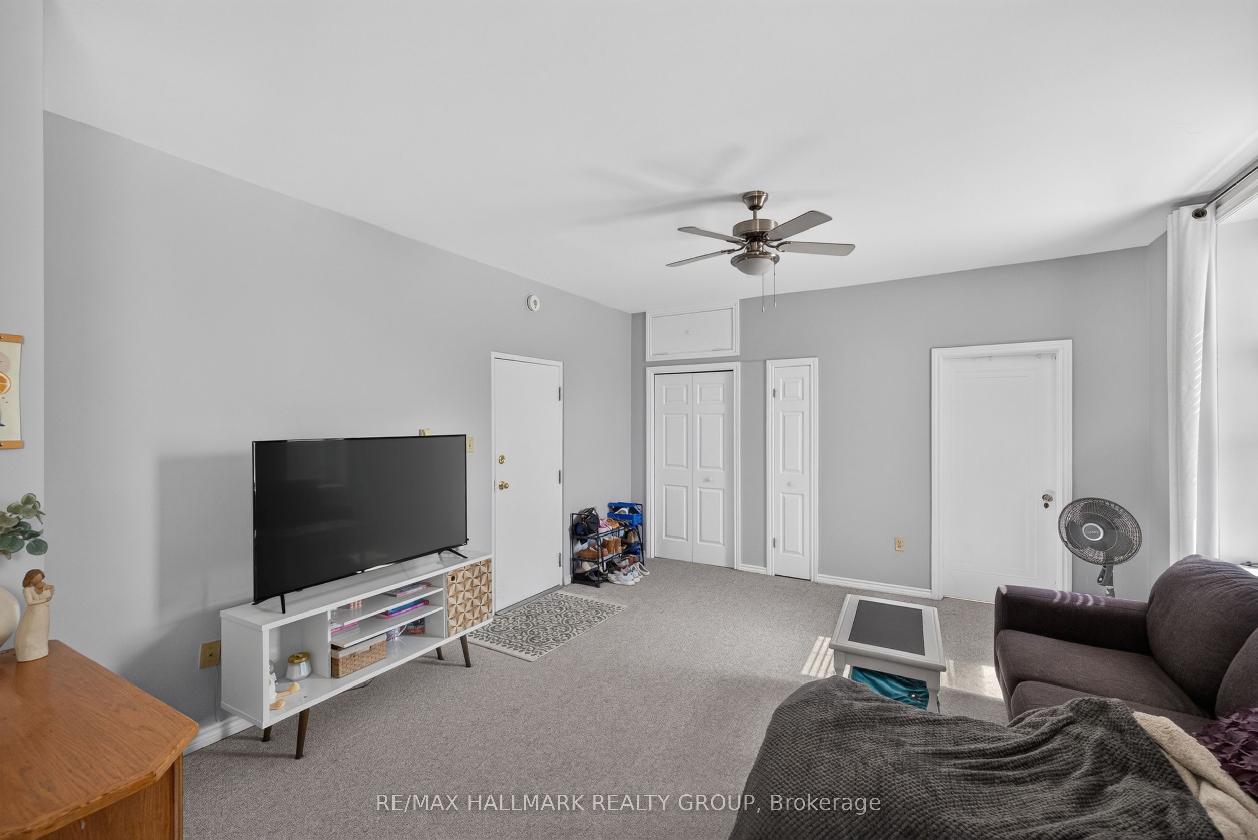 100 John Street N Property Photo 39