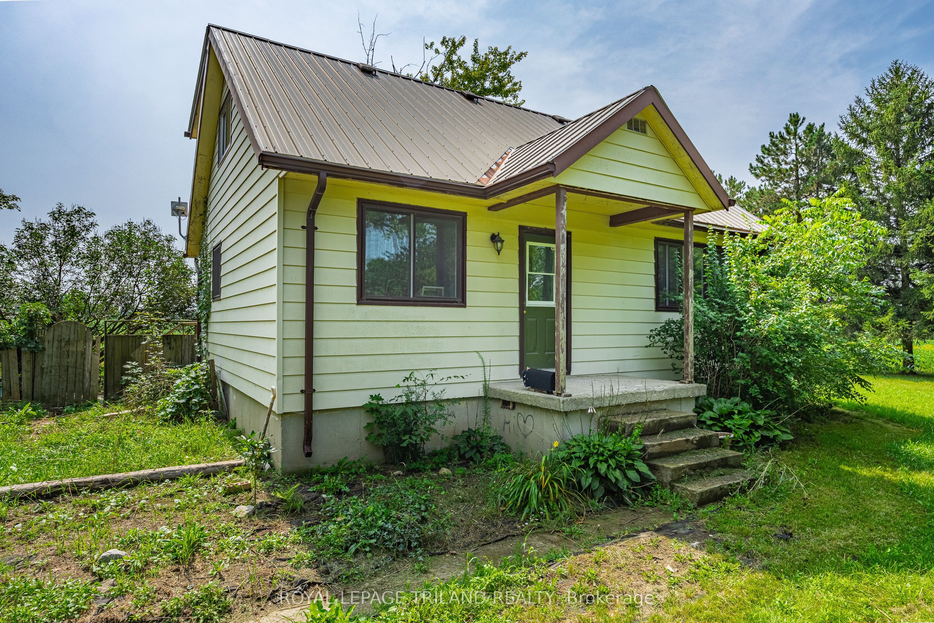 10207 Ivan Drive Property Photo 5