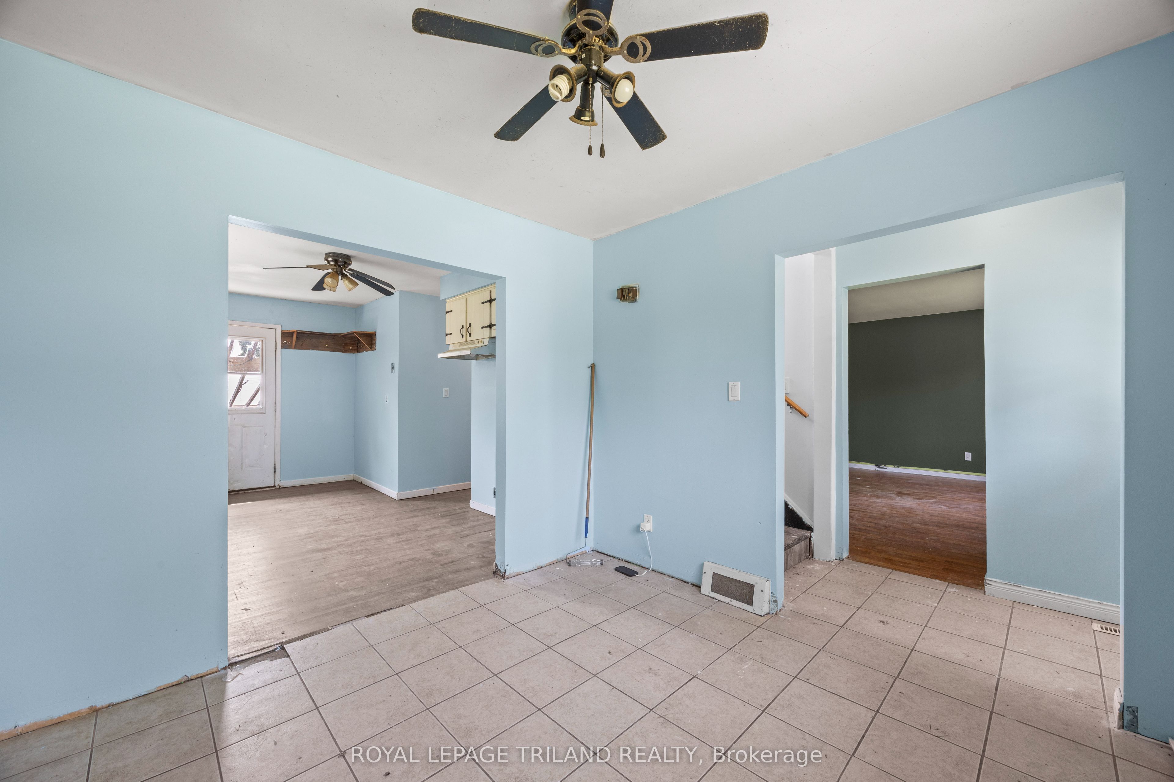 10207 Ivan Drive Property Photo 9