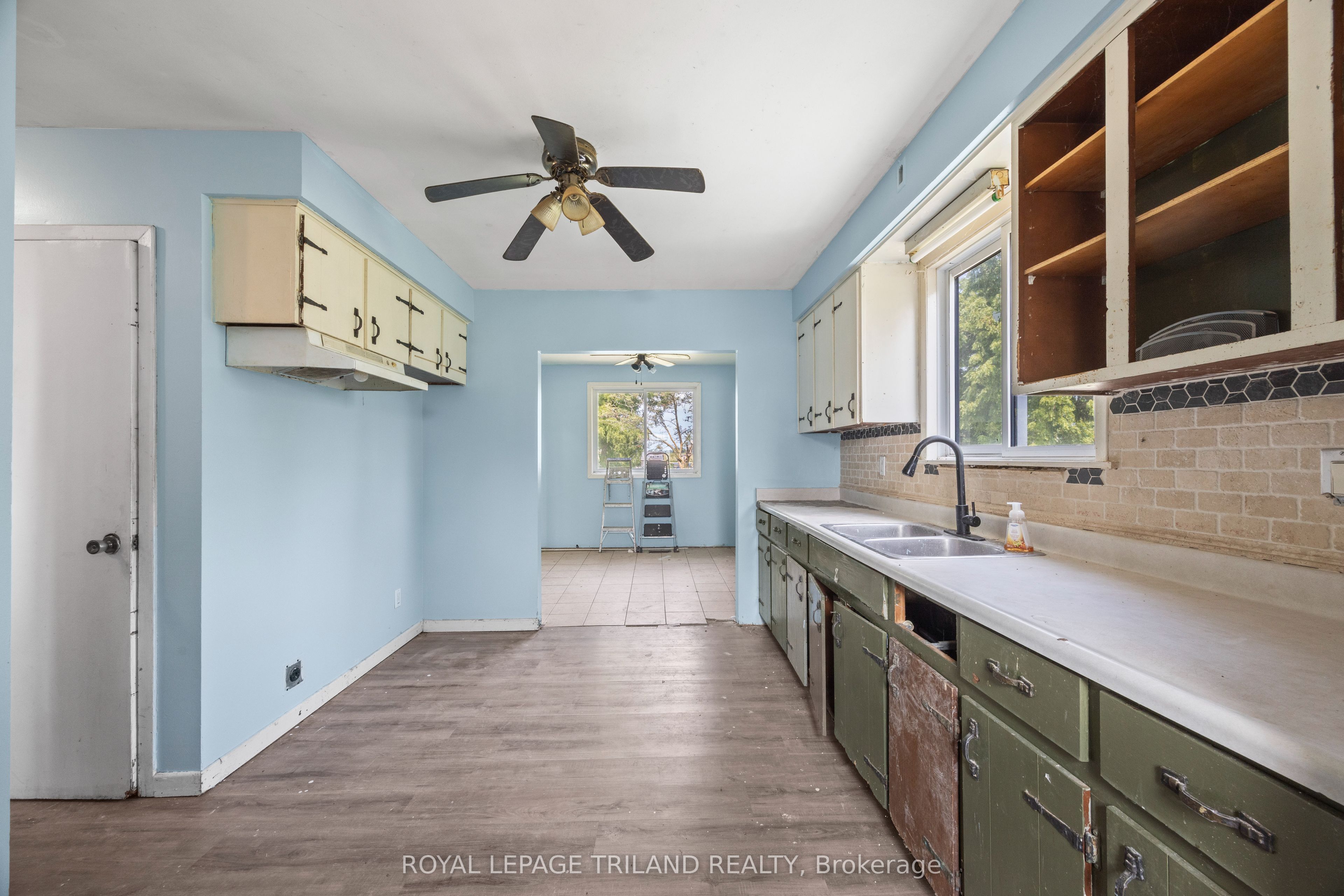 10207 Ivan Drive Property Photo 12