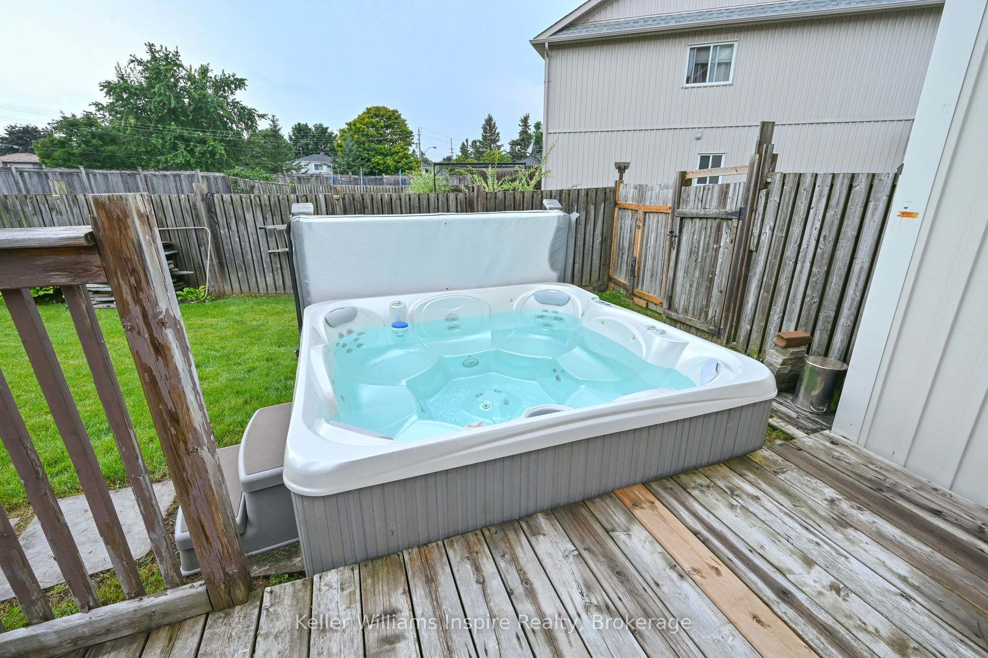 352 Orvis Crescent Property Photo 4