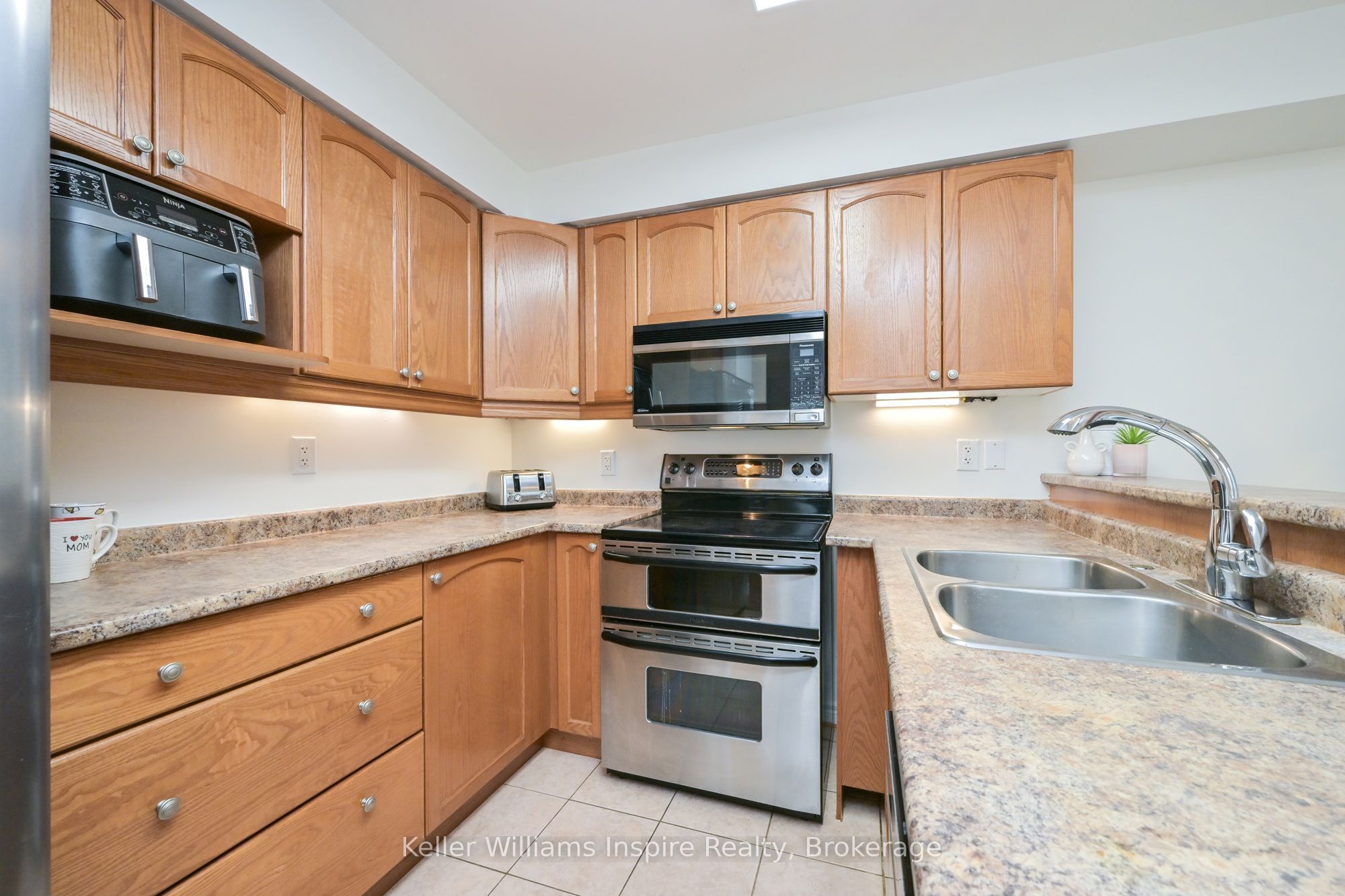 352 Orvis Crescent Property Photo 17