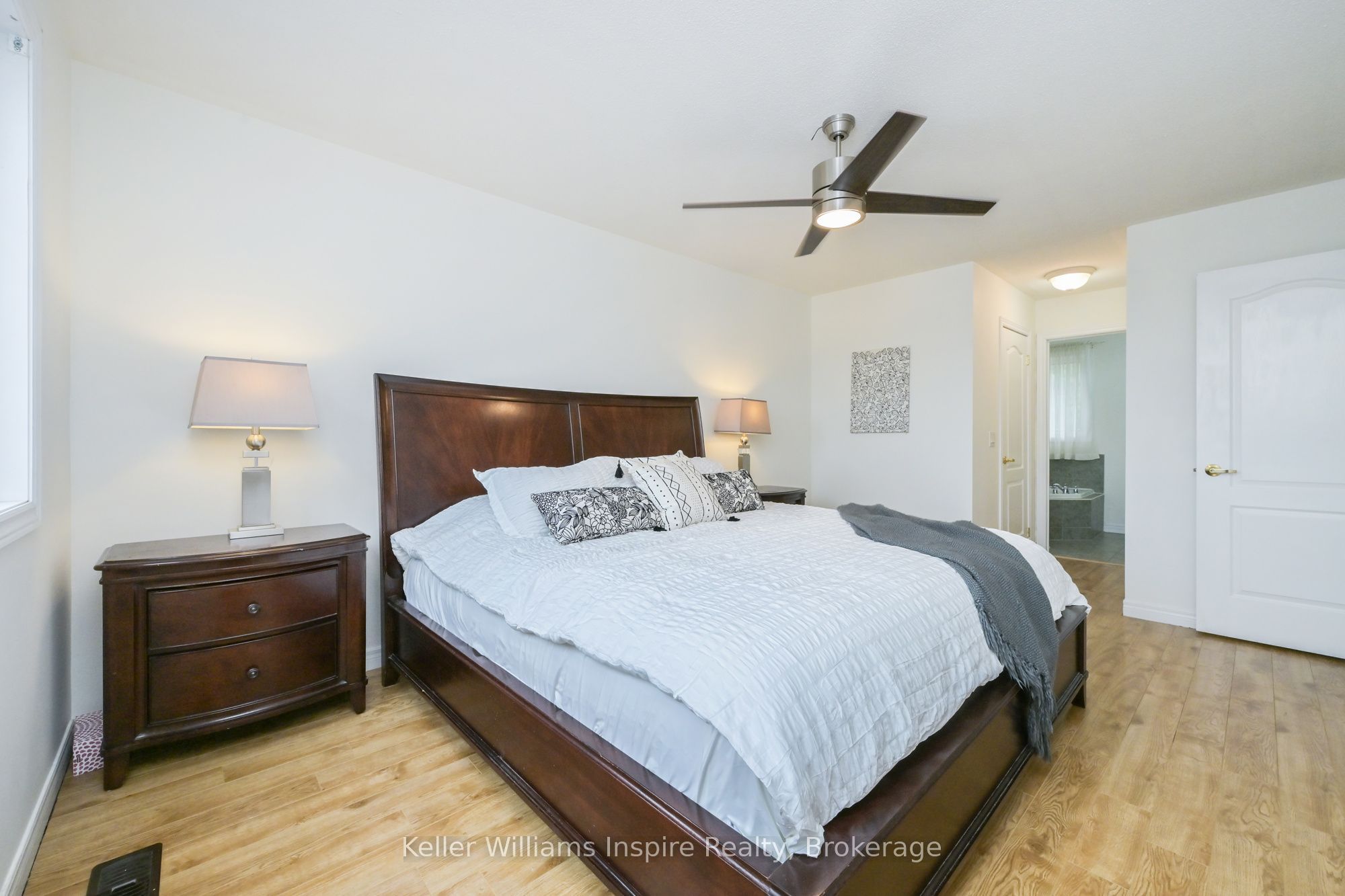352 Orvis Crescent Property Photo 21