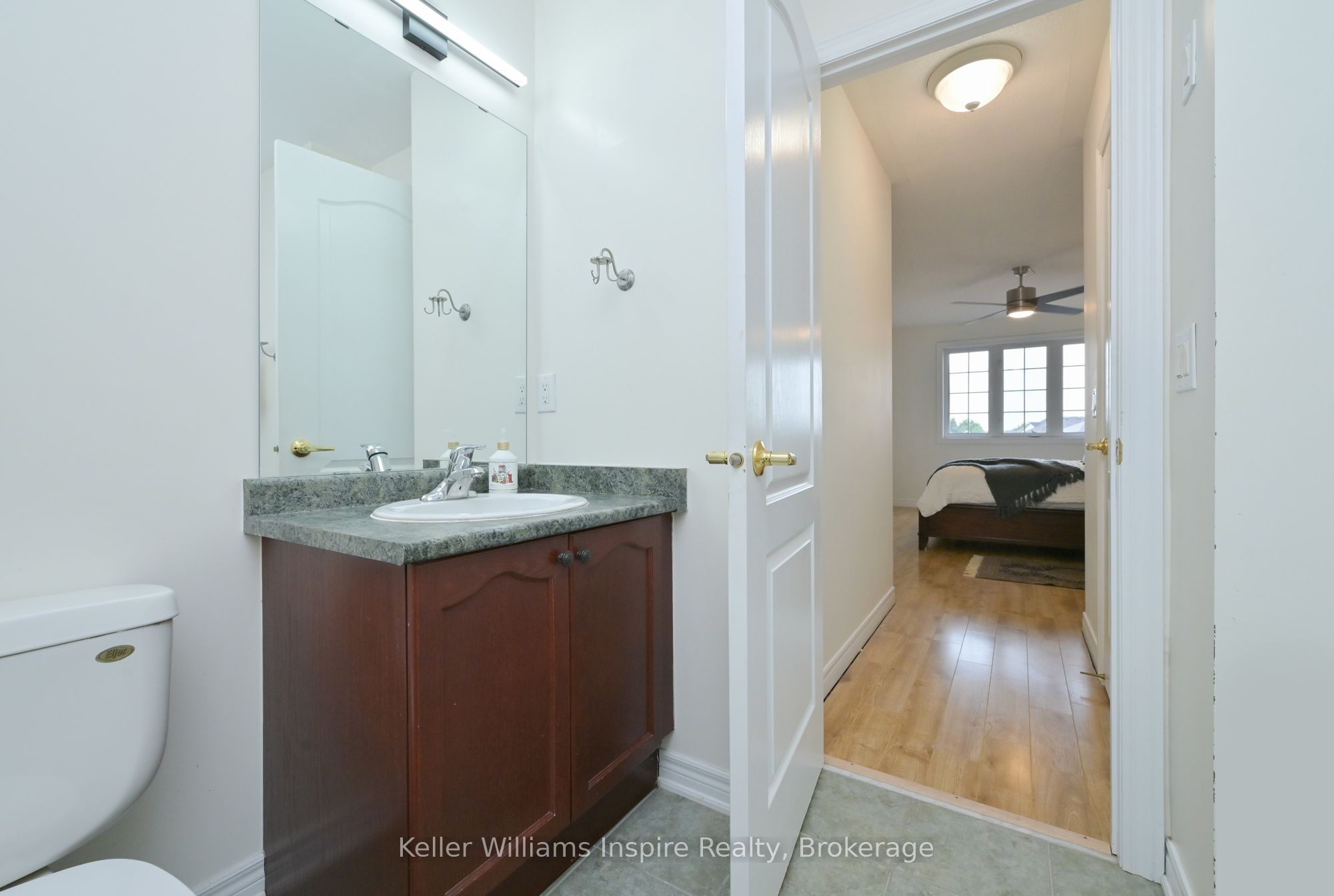 352 Orvis Crescent Property Photo 23