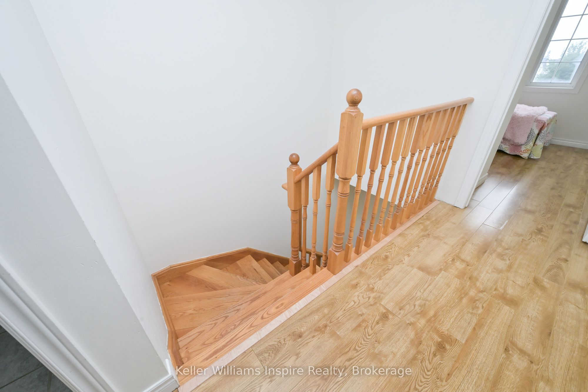 352 Orvis Crescent Property Photo 28