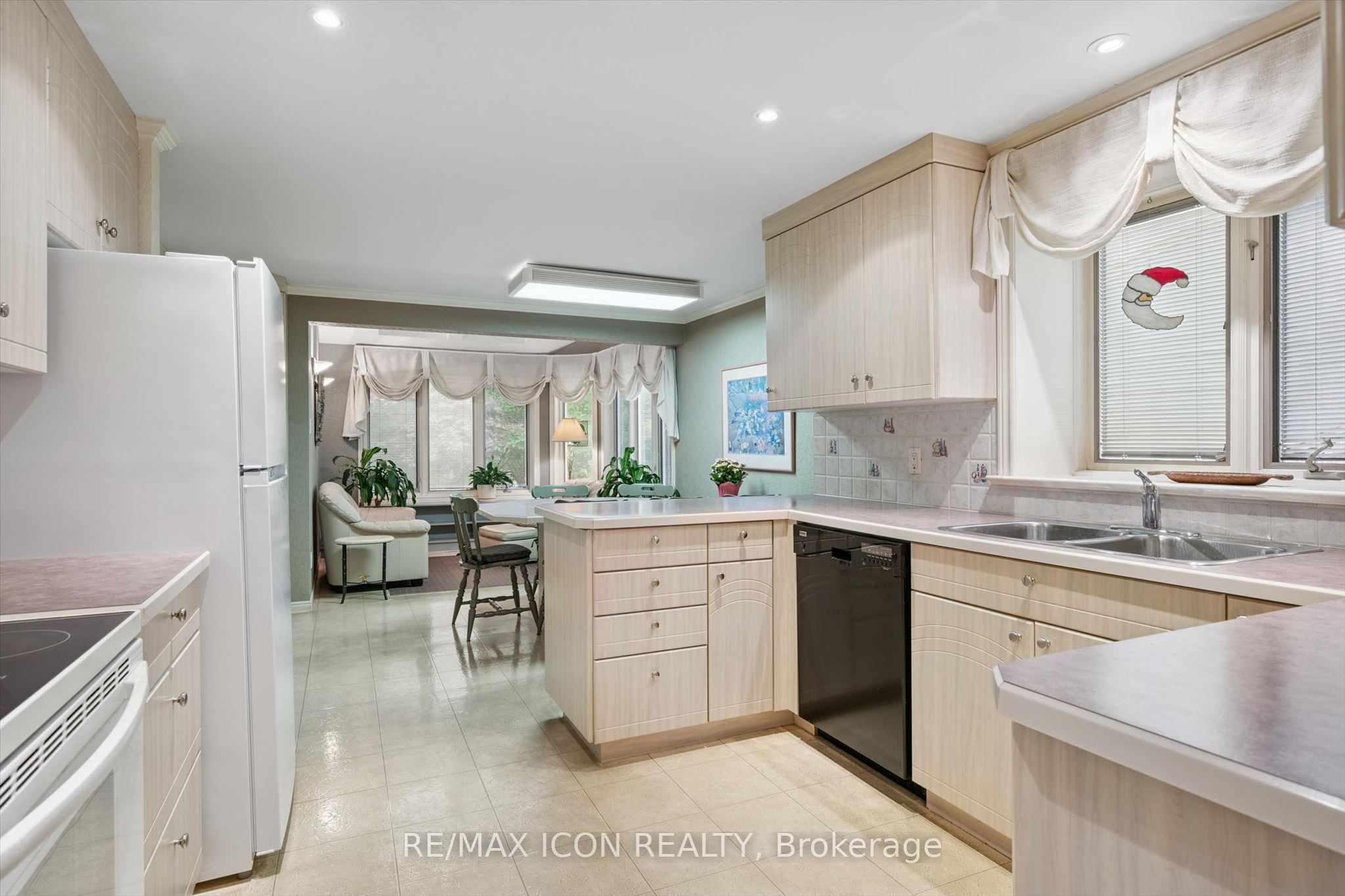 30 Shuh Avenue Property Photo 12