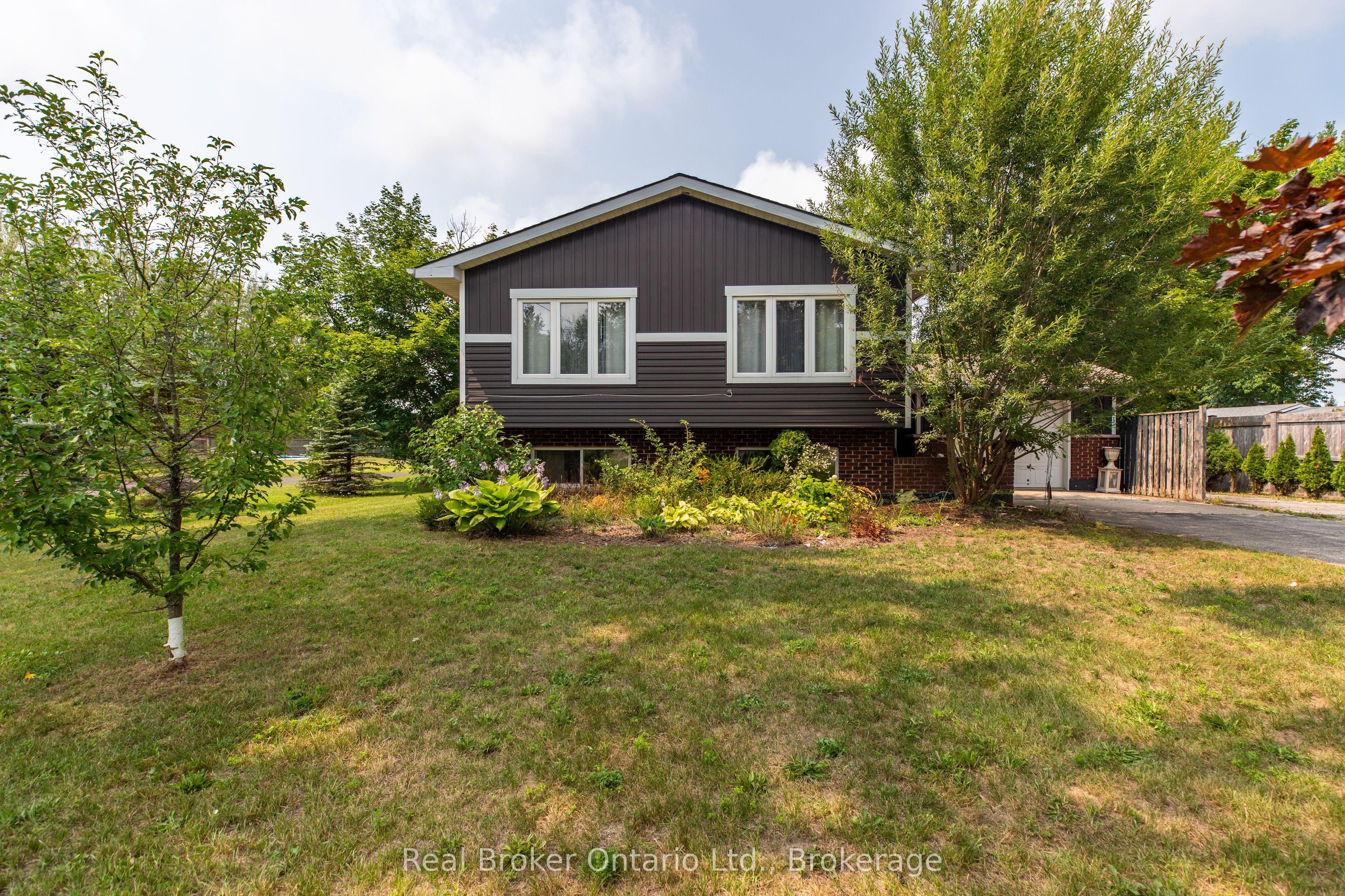 115 Carlisle Street Property Photo 1