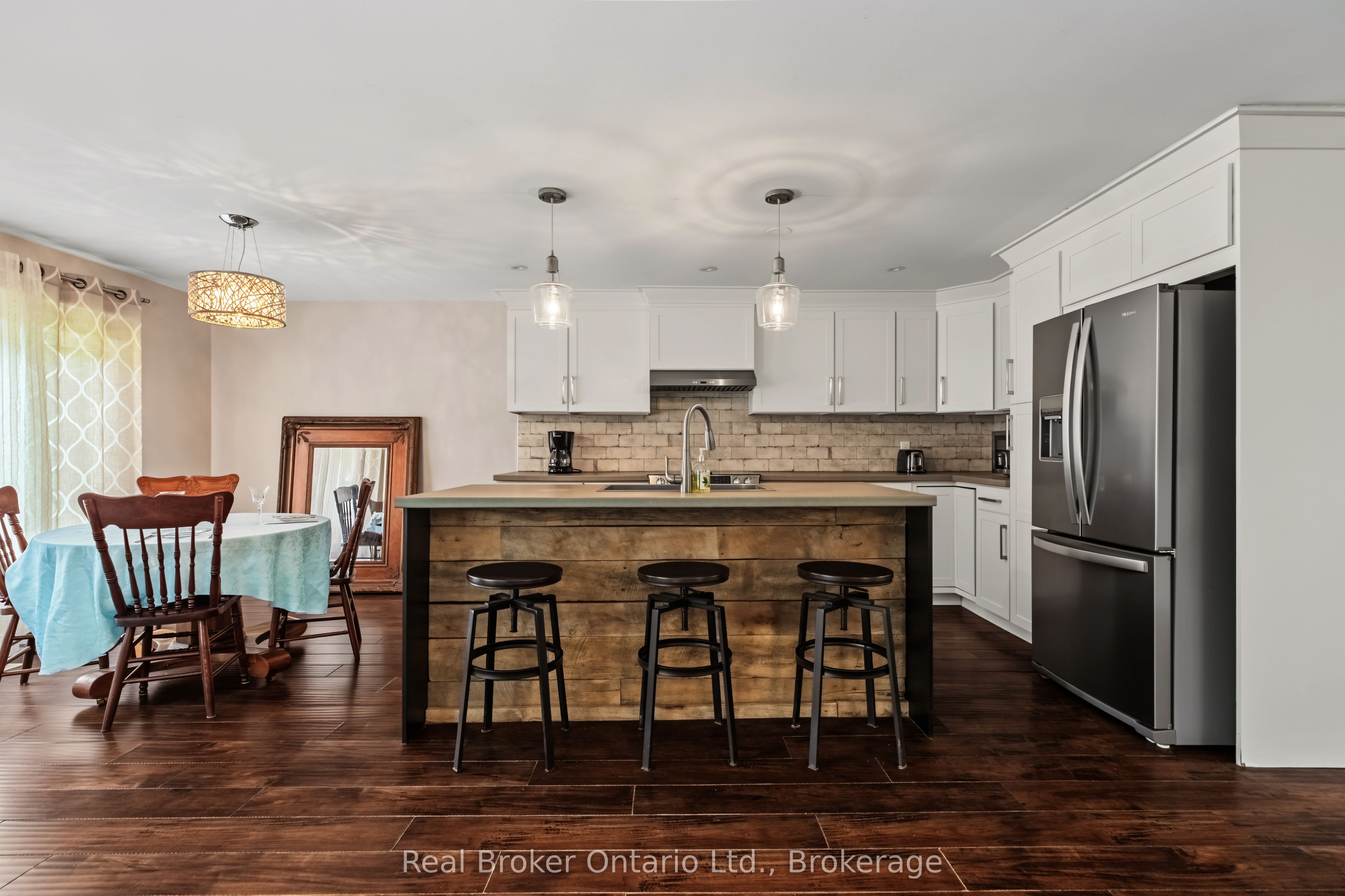 115 Carlisle Street Property Photo 6