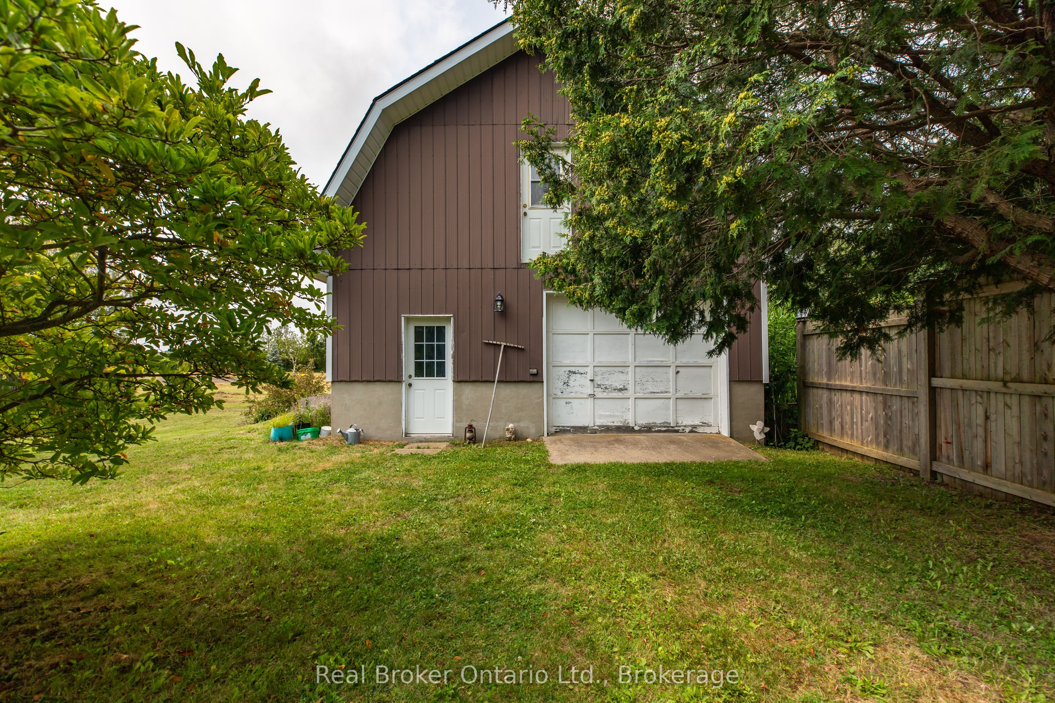 115 Carlisle Street Property Photo 32
