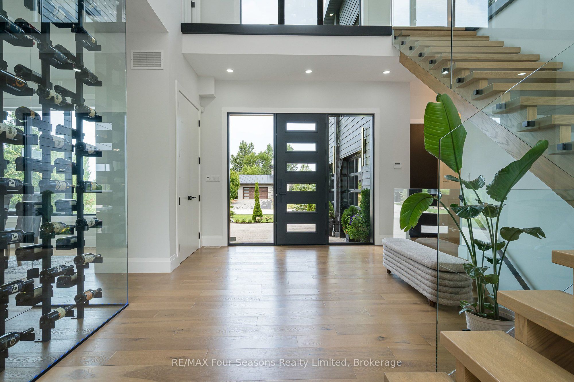 118 Barton Boulevard Property Photo 4