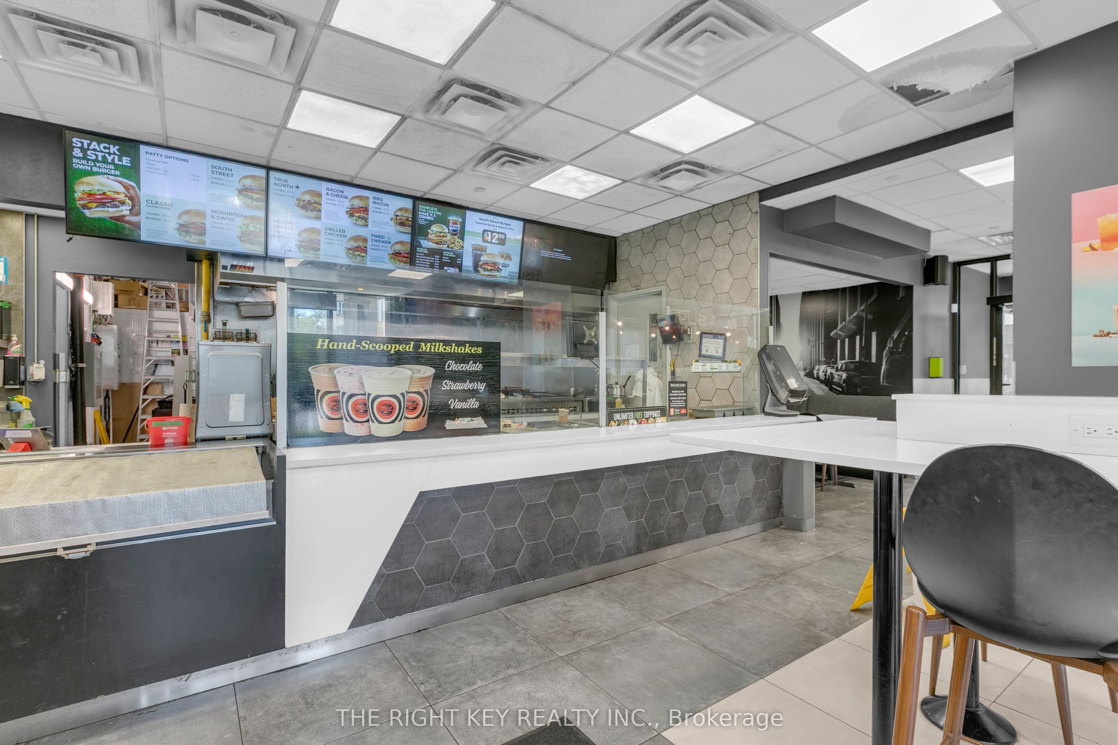 275 Laurier Ave Avenue E A Property Photo 12