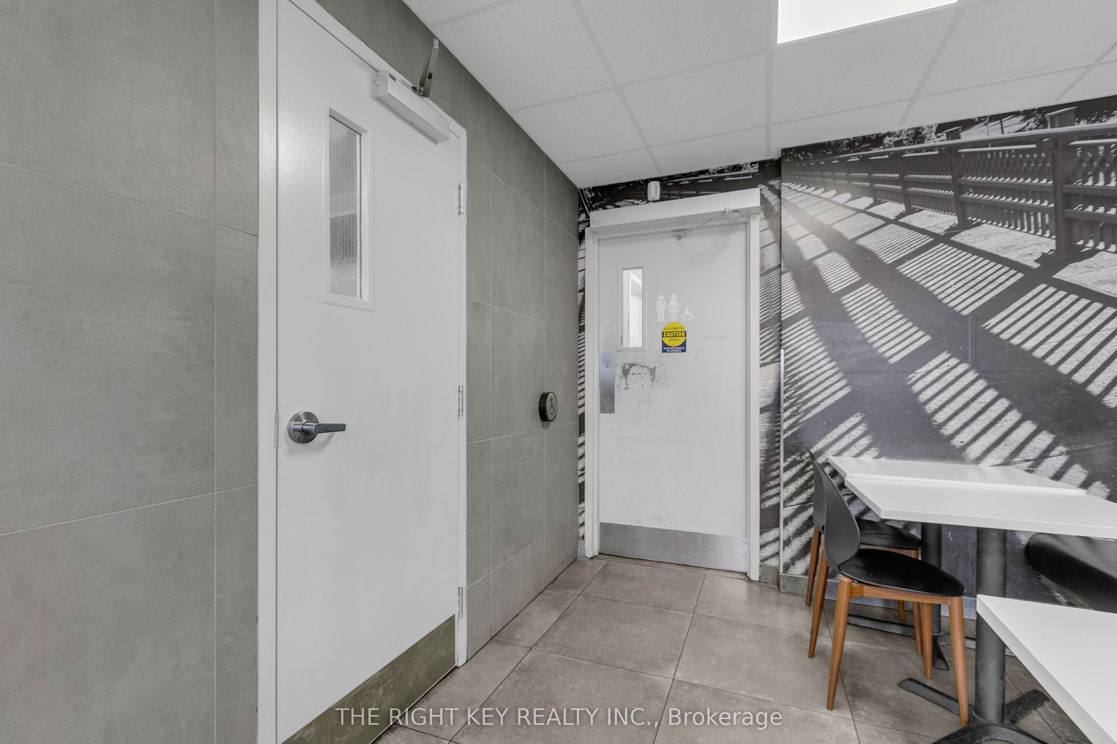 275 Laurier Ave Avenue E A Property Photo 32