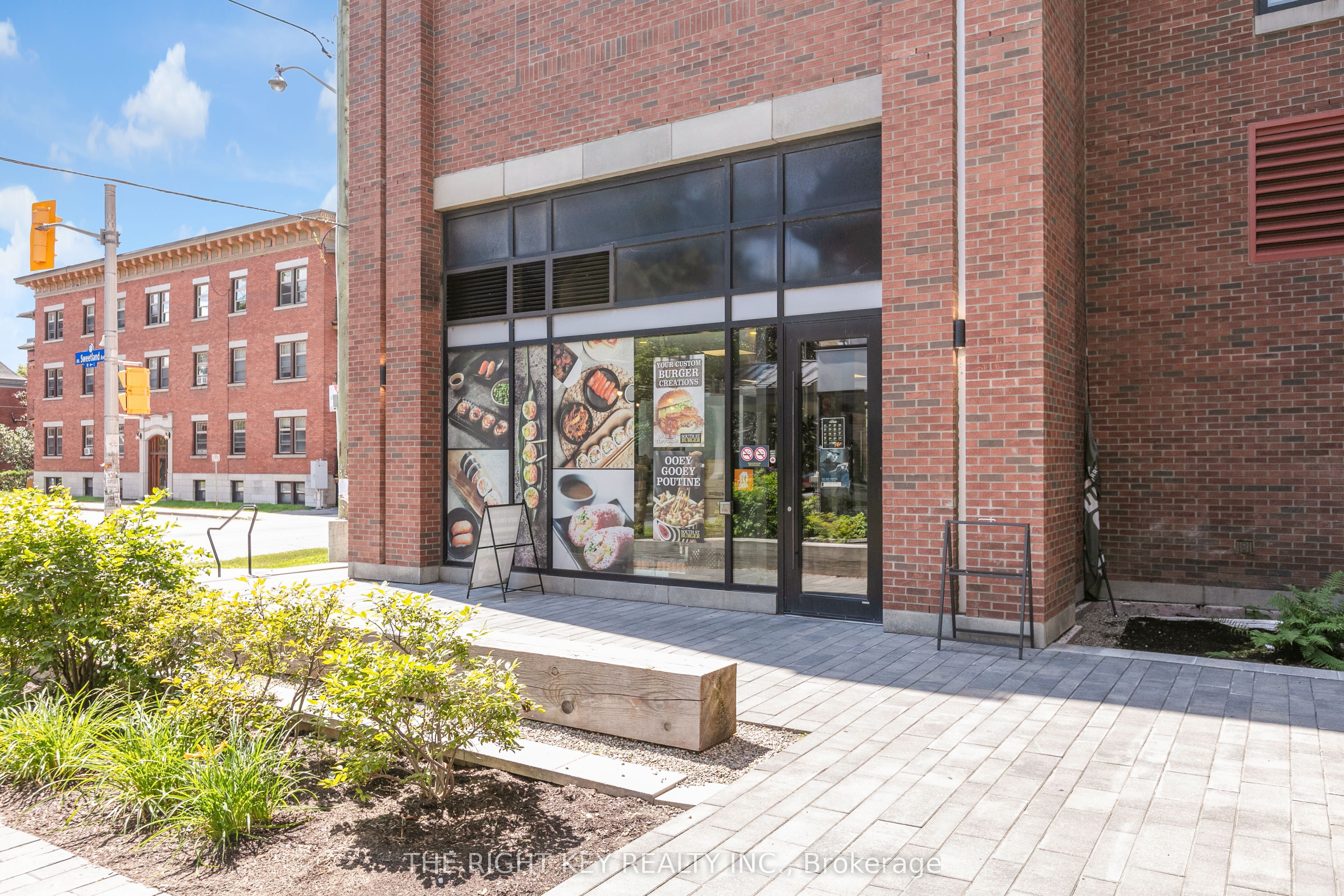 275 Laurier Ave Avenue E A Property Photo 41