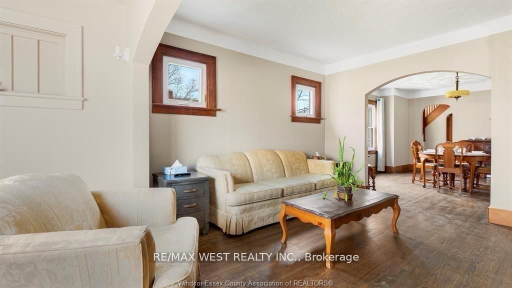 959 Westminster Boulevard Property Photo 6