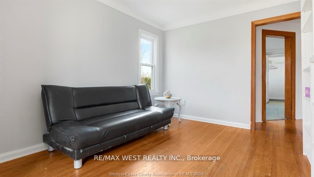 959 Westminster Boulevard Property Photo 24