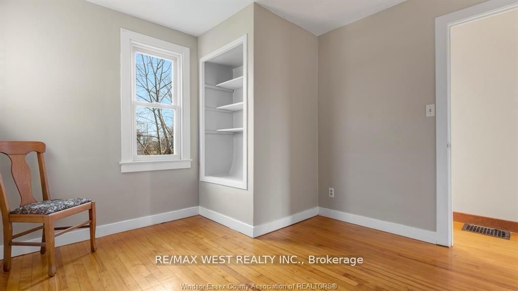 959 Westminster Boulevard Property Photo 25
