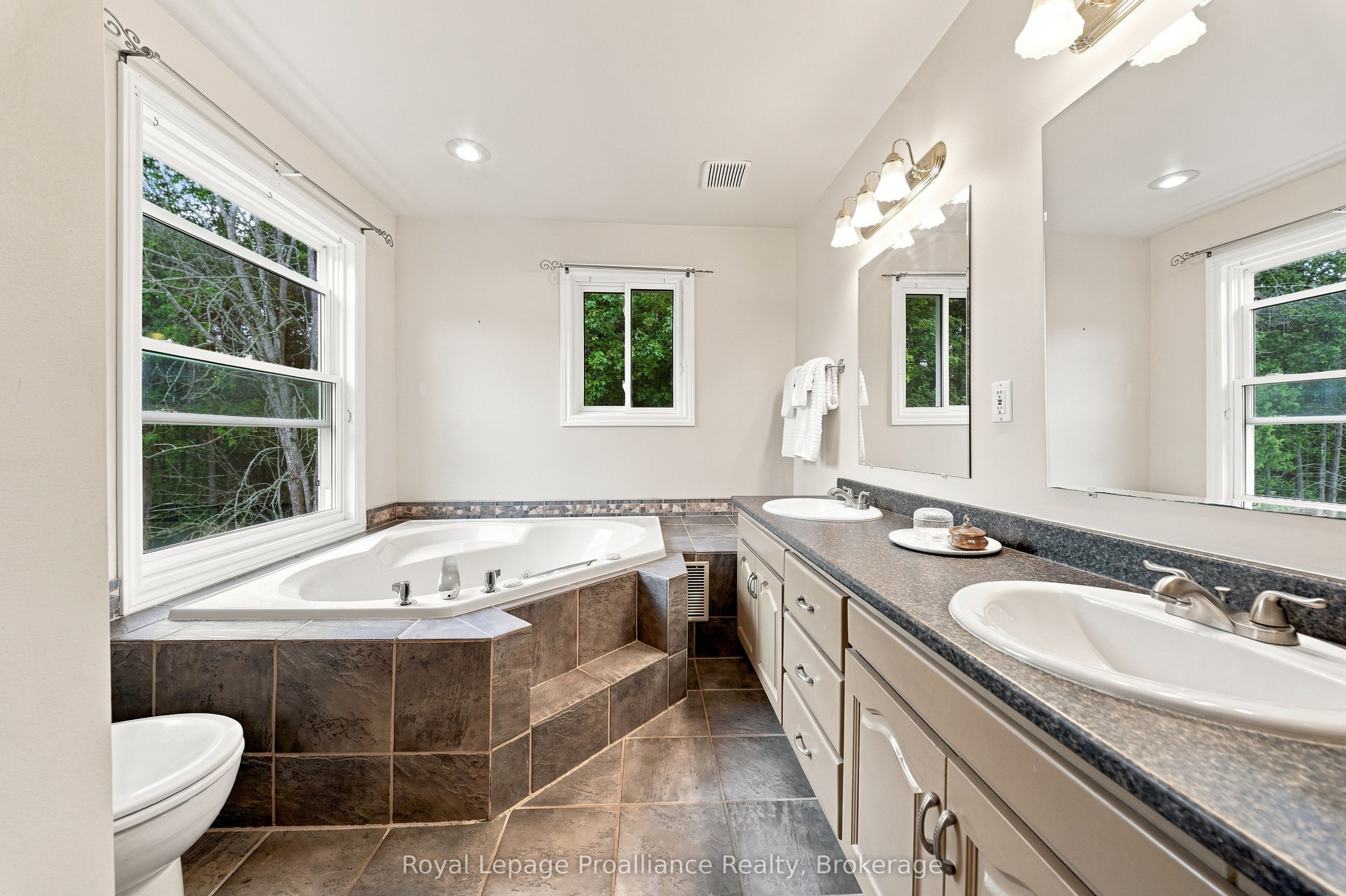 1296 Thrasher Road Property Photo 26