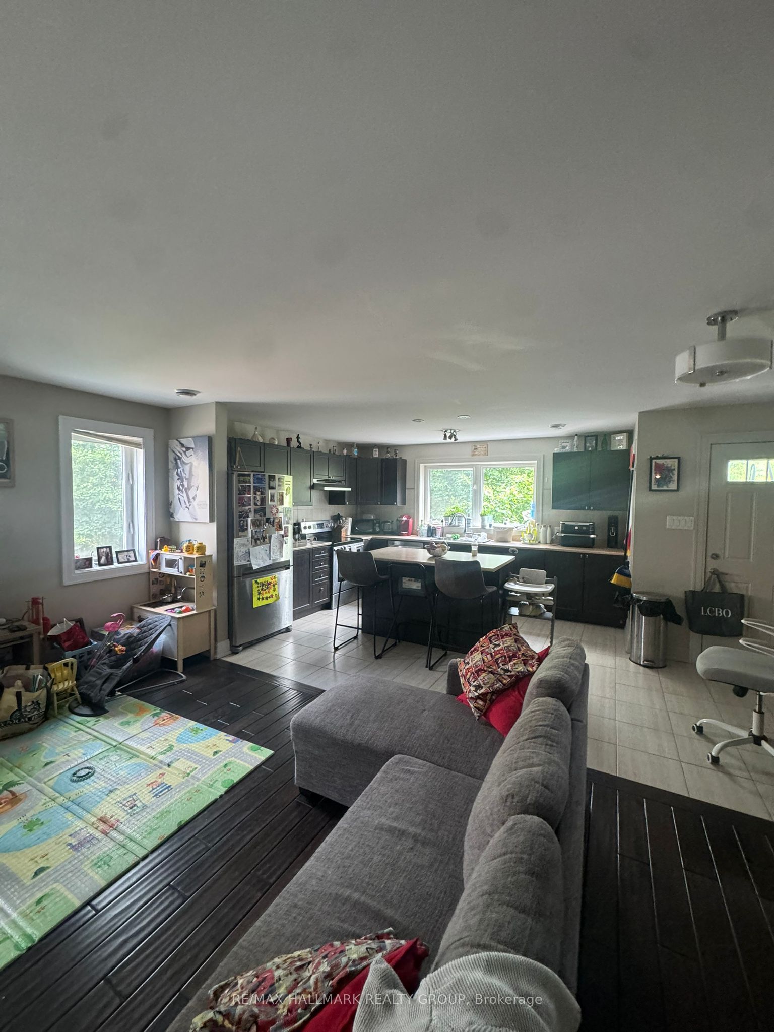 138 Lees Avenue 2 Property Photo 4