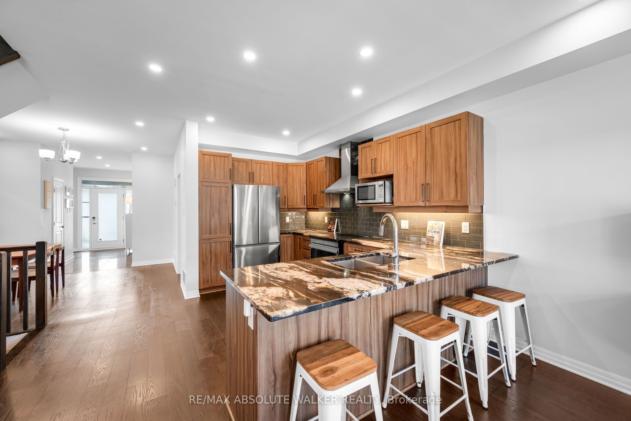 323 Lysander Place Property Photo 11