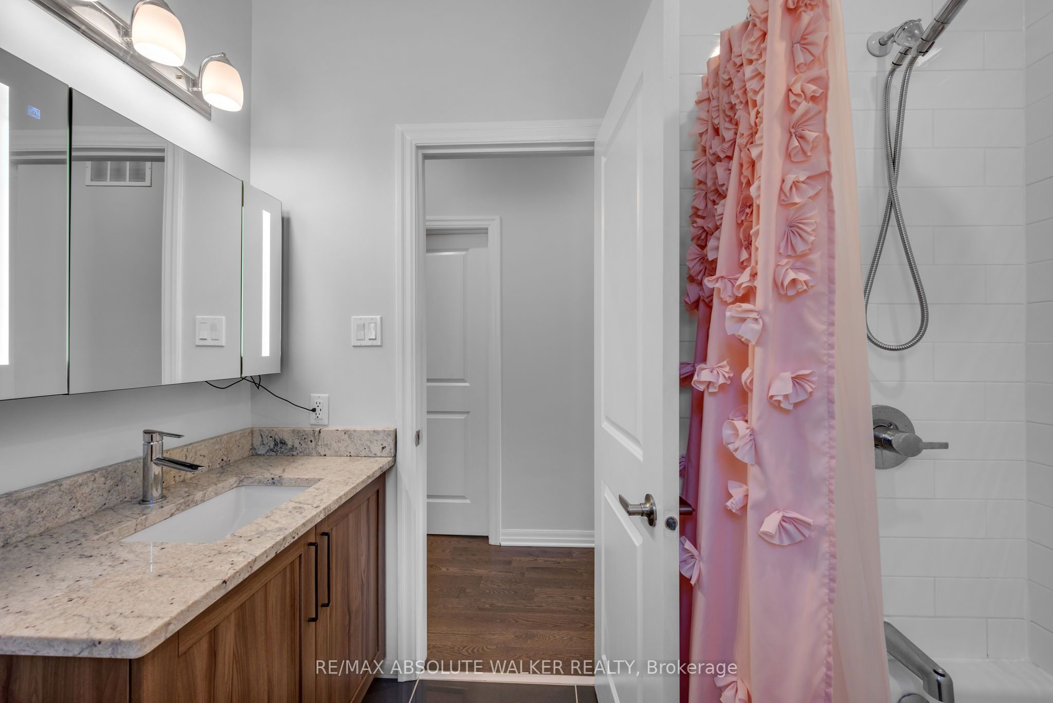 323 Lysander Place Property Photo 34