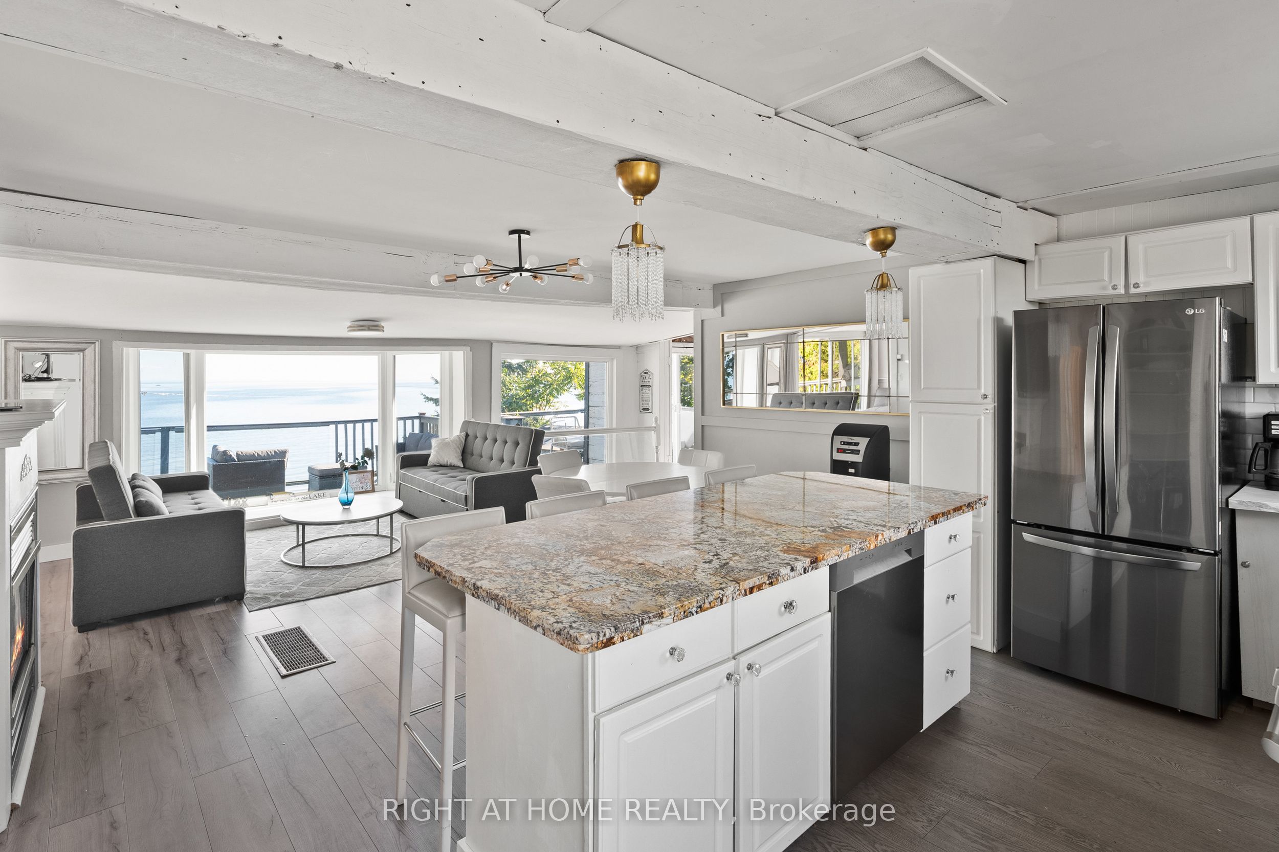 71 Lighthouse Dr Drive Property Photo 6