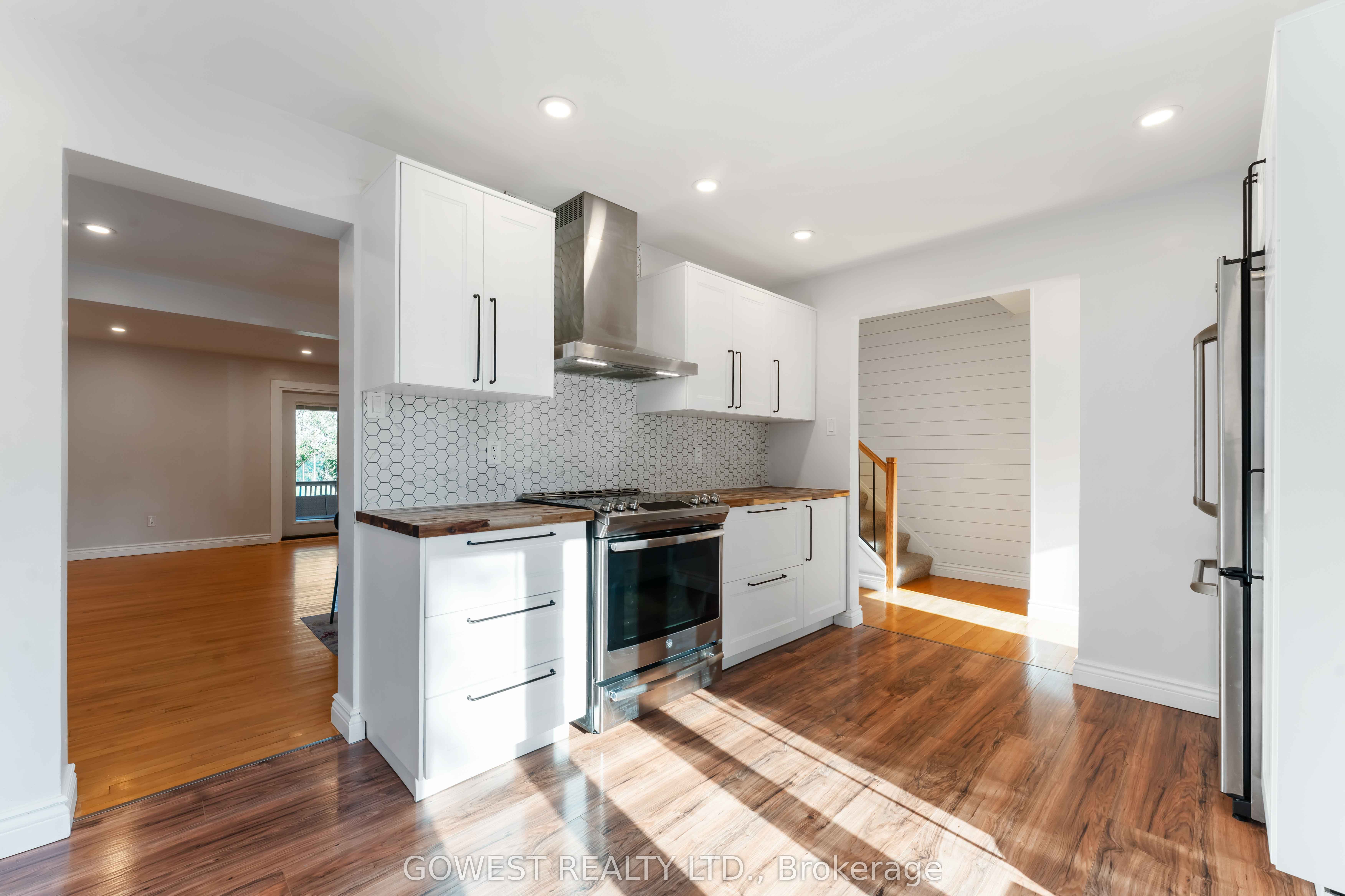 94 Fieldgate Drive Property Photo 12