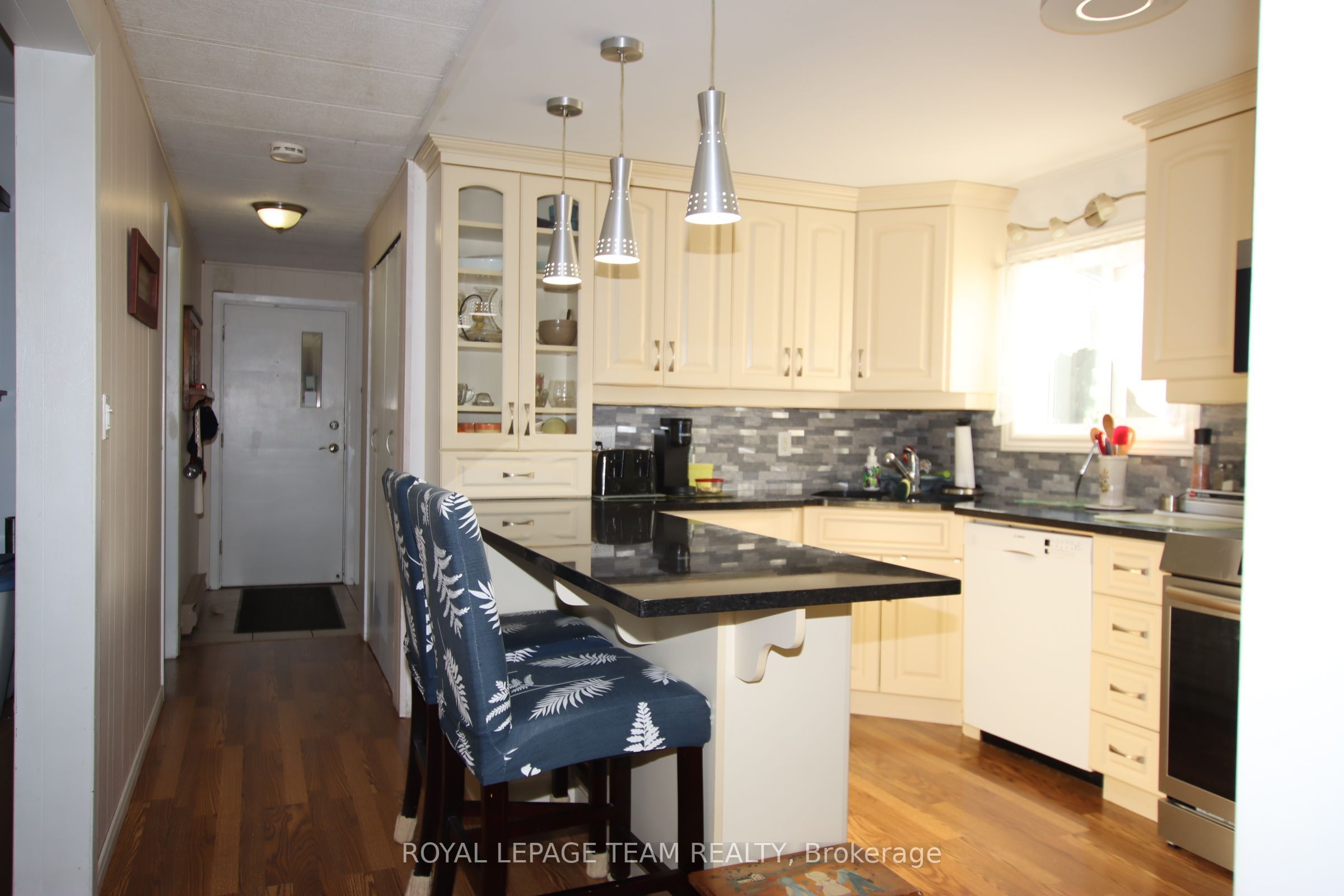 7 Woodside Lane Property Photo 13