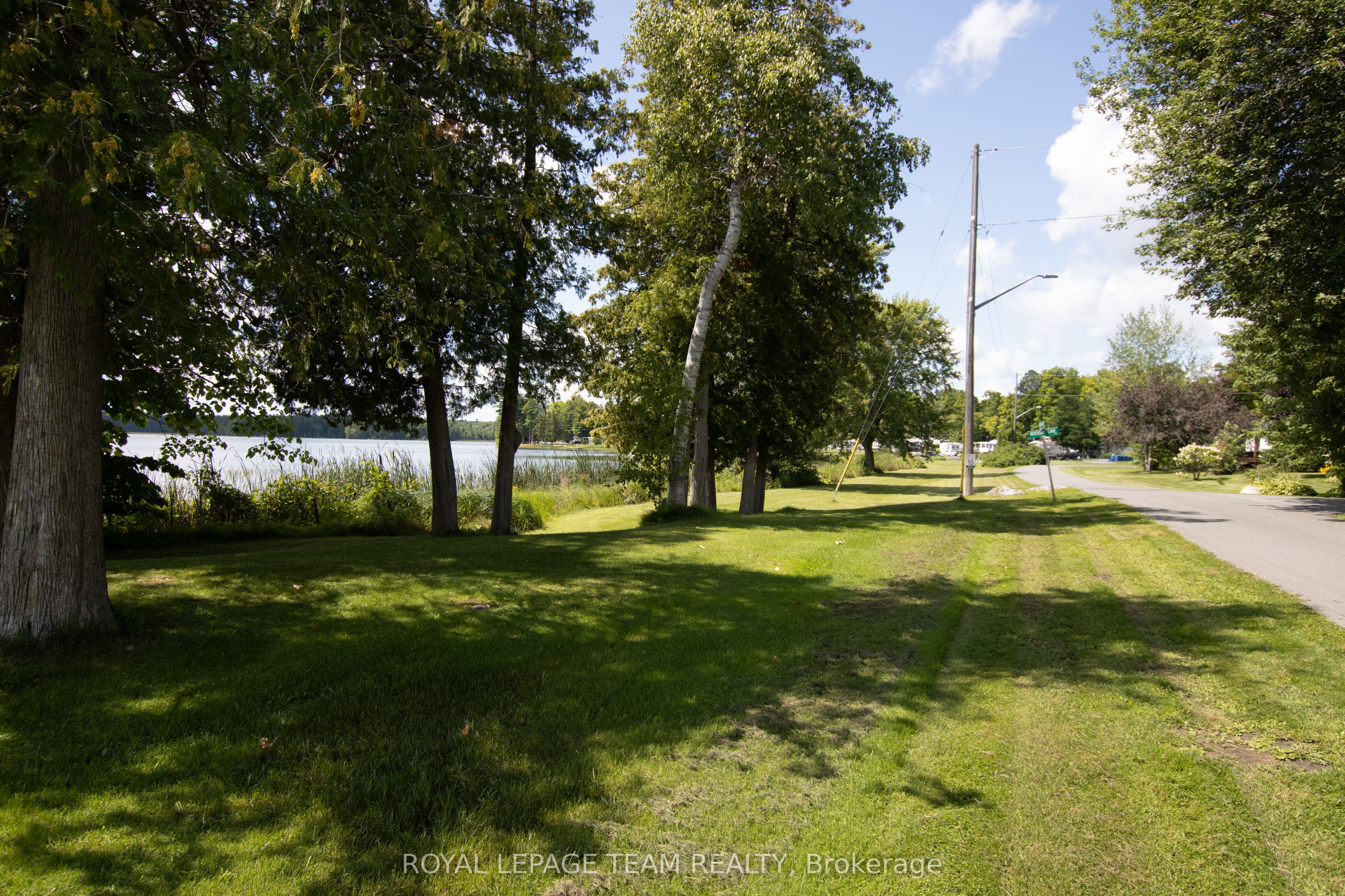 7 Woodside Lane Property Photo 37