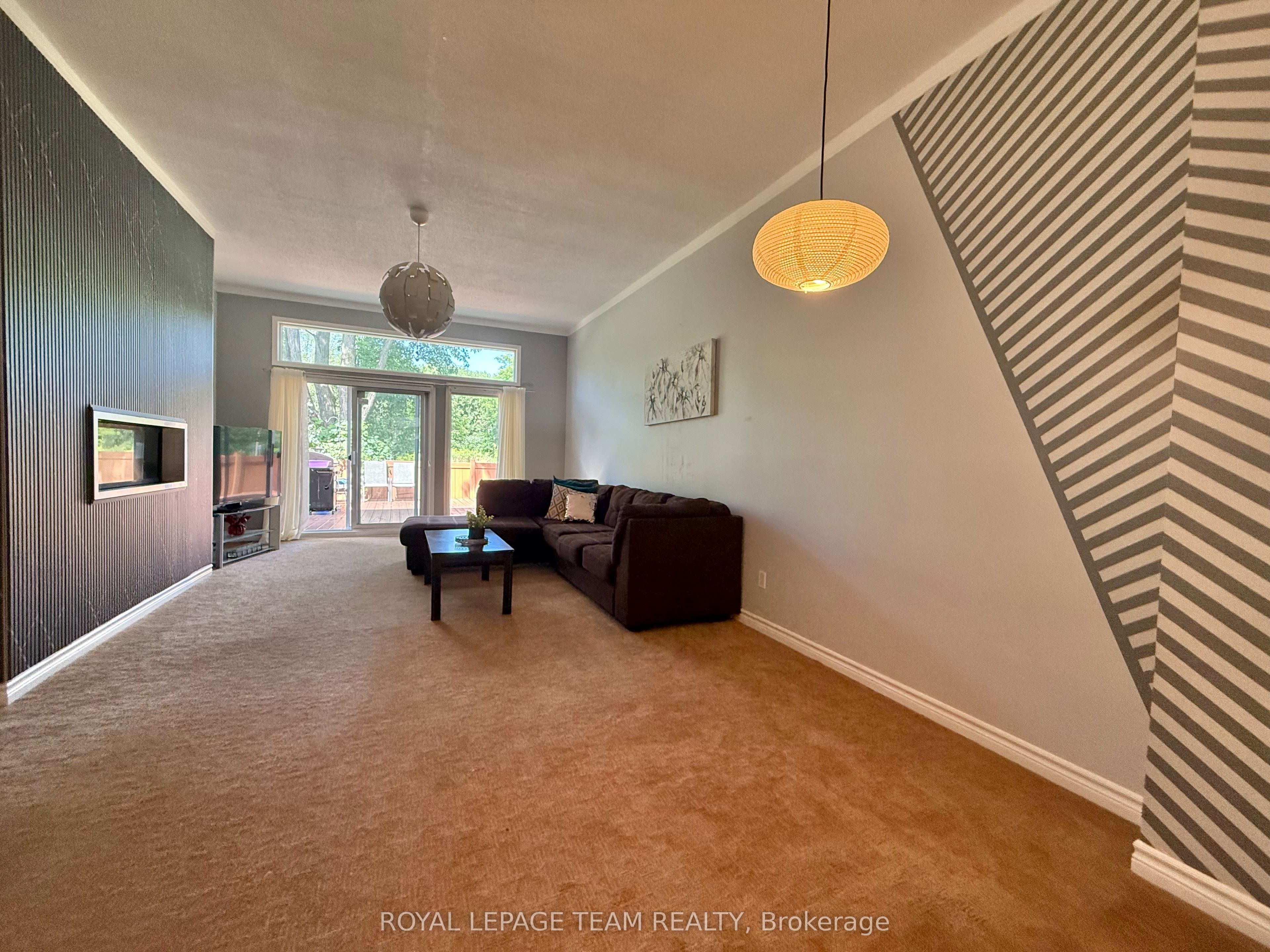 31 Rastila Crescent Property Photo 4
