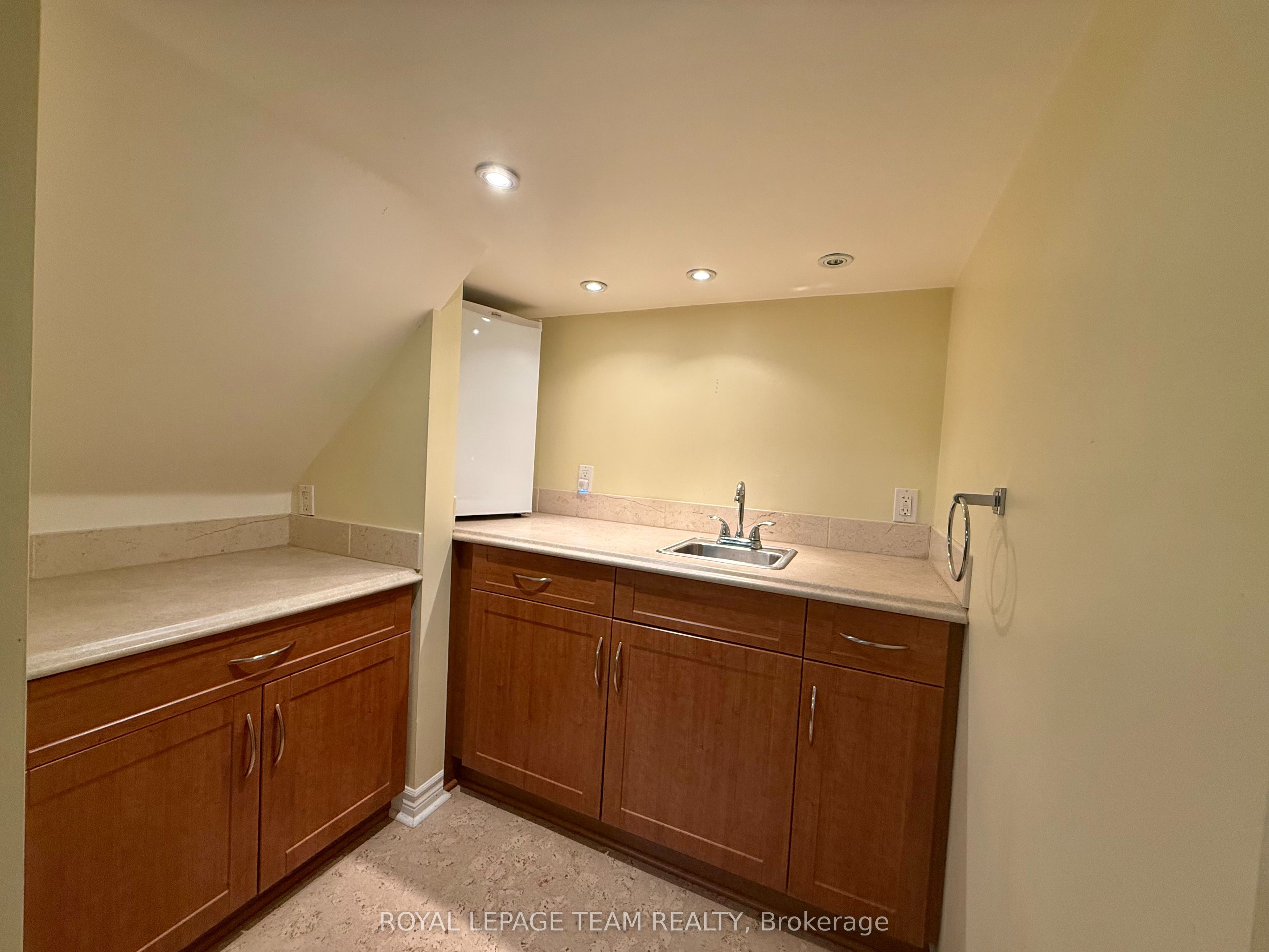 31 Rastila Crescent Property Photo 18