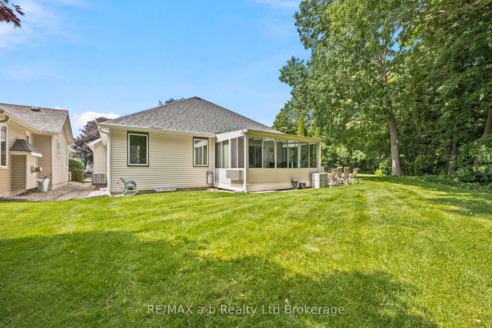 32 Wilkins Crescent Property Photo 6