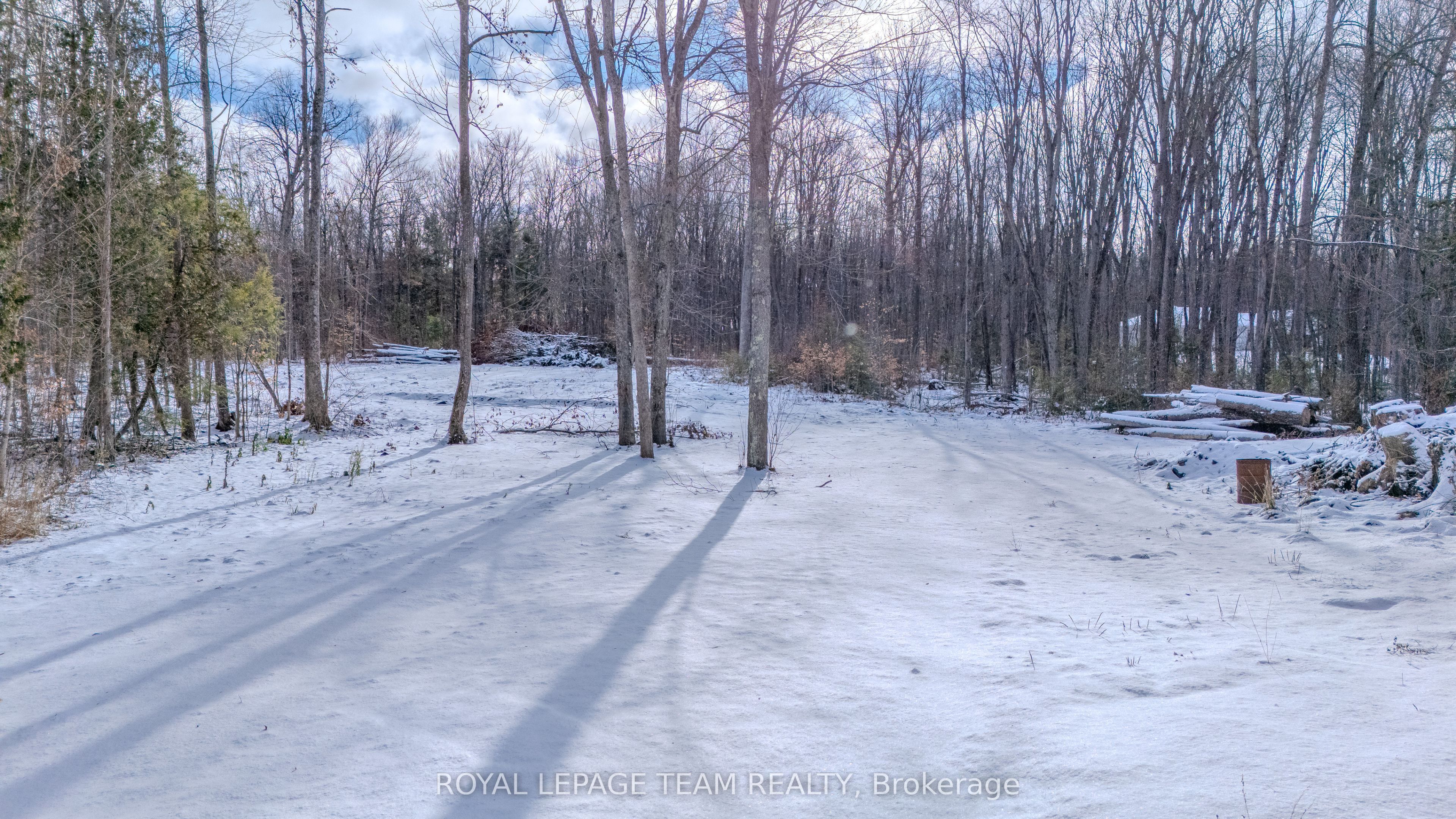 685 Kidd Road Property Photo 3