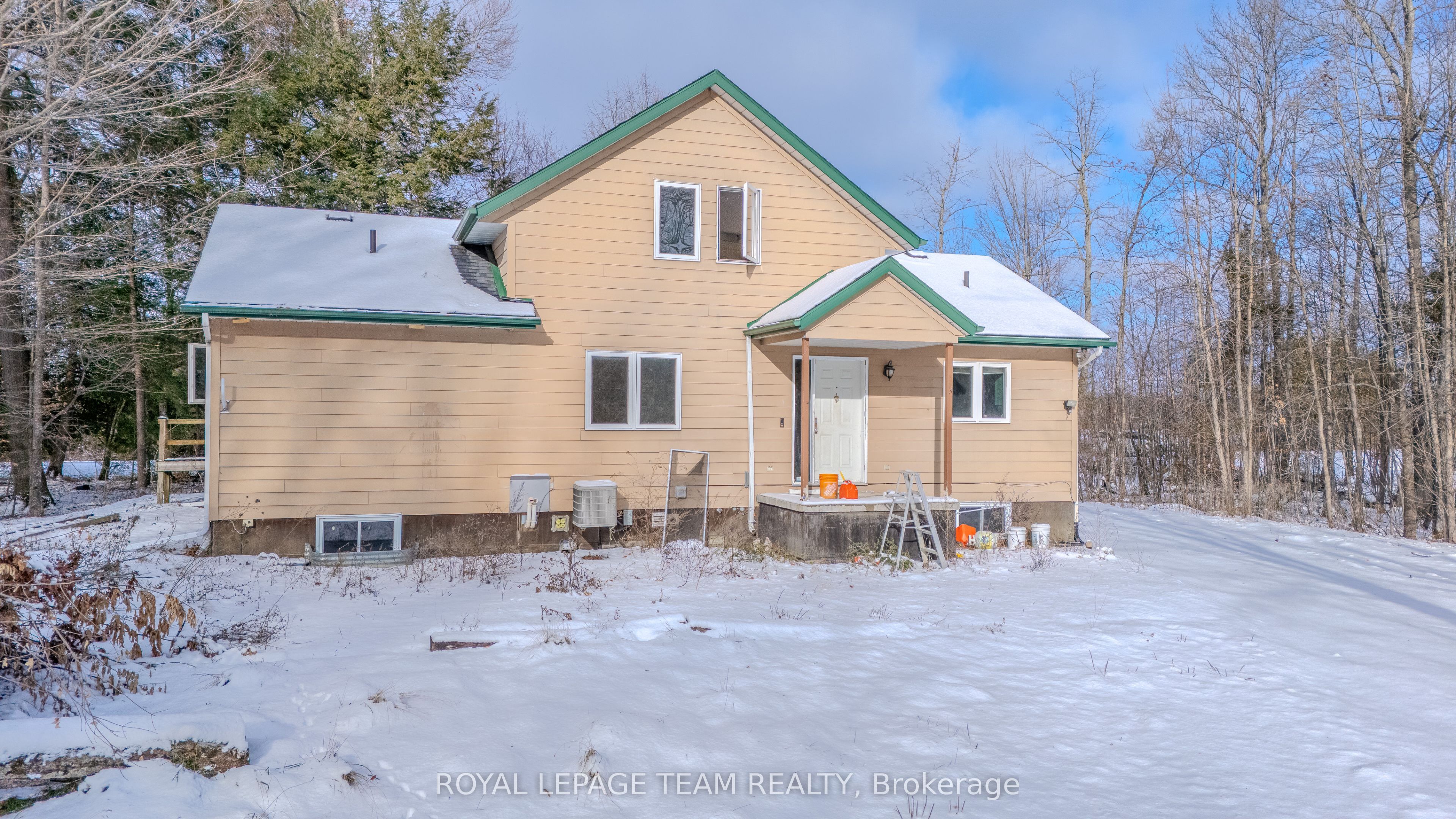685 Kidd Road Property Photo 4