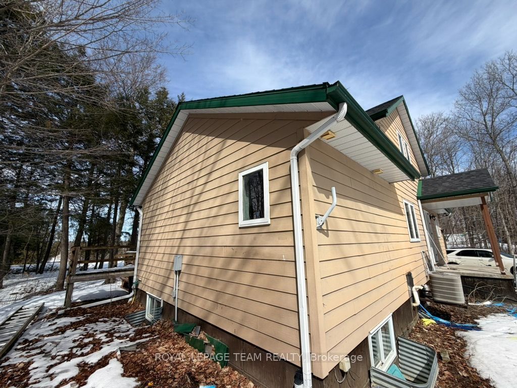 685 Kidd Road Property Photo 7
