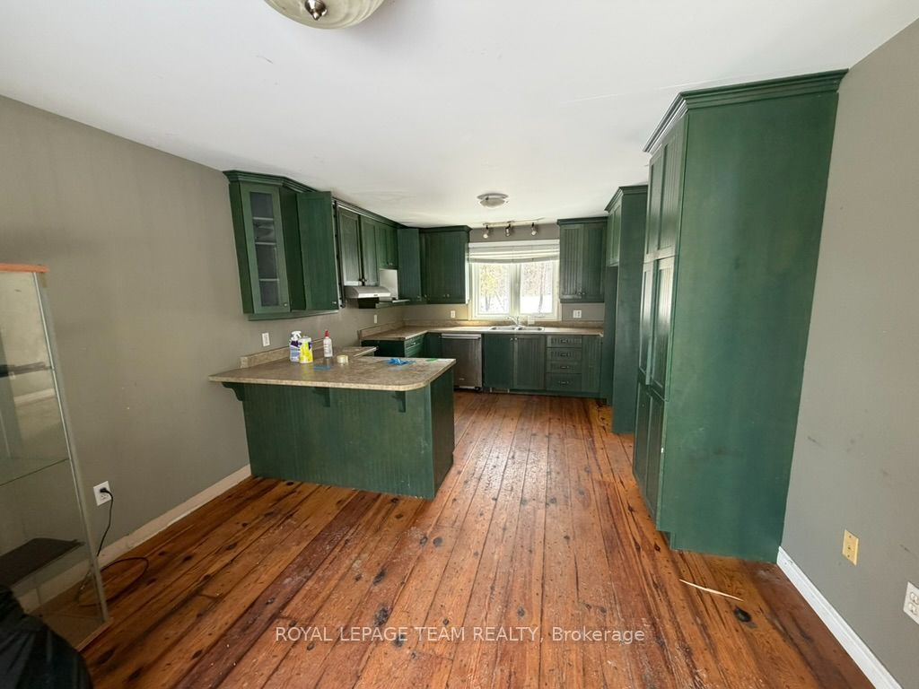 685 Kidd Road Property Photo 15