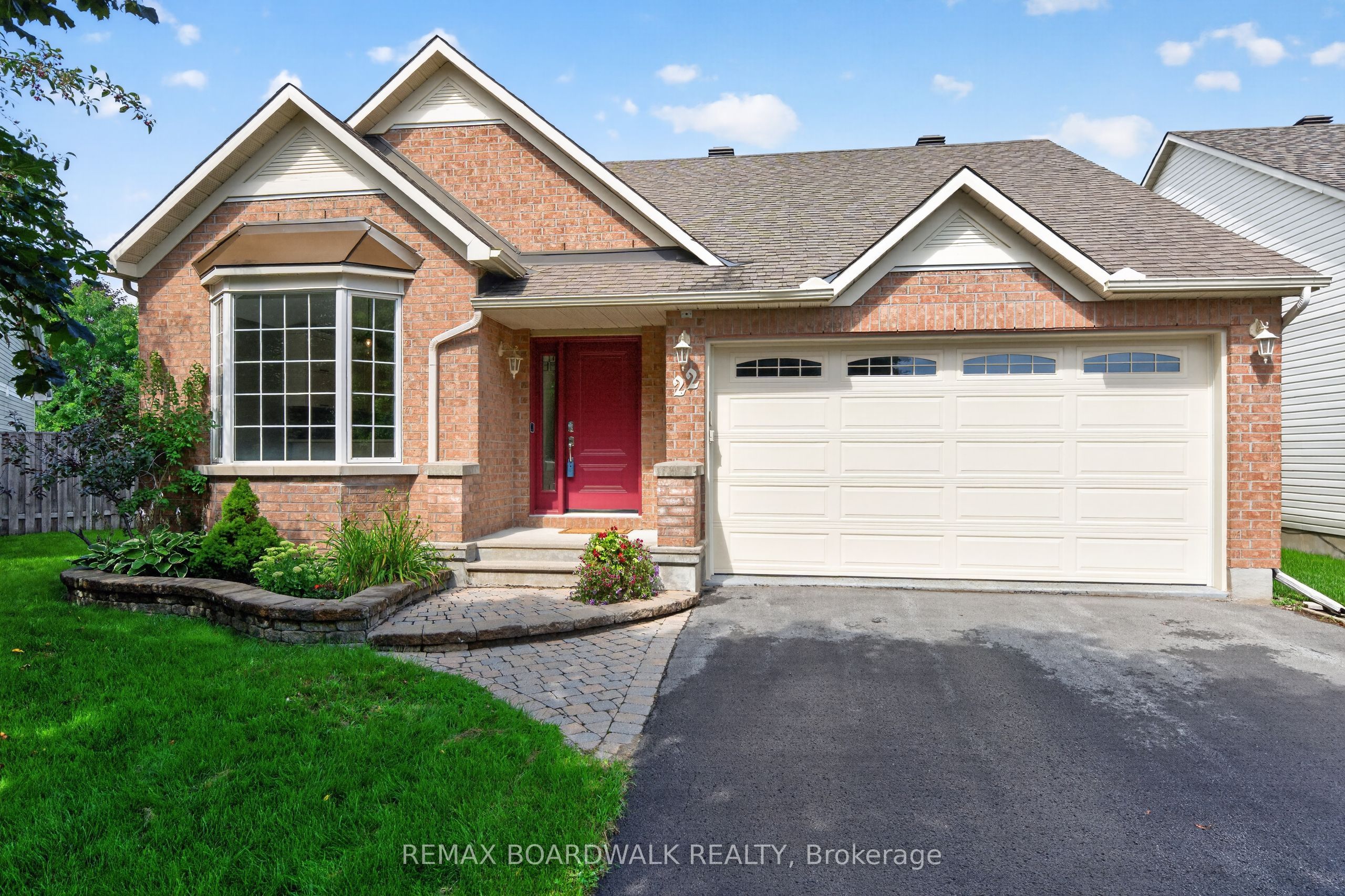 22 Burnstead Crescent Property Photo 1