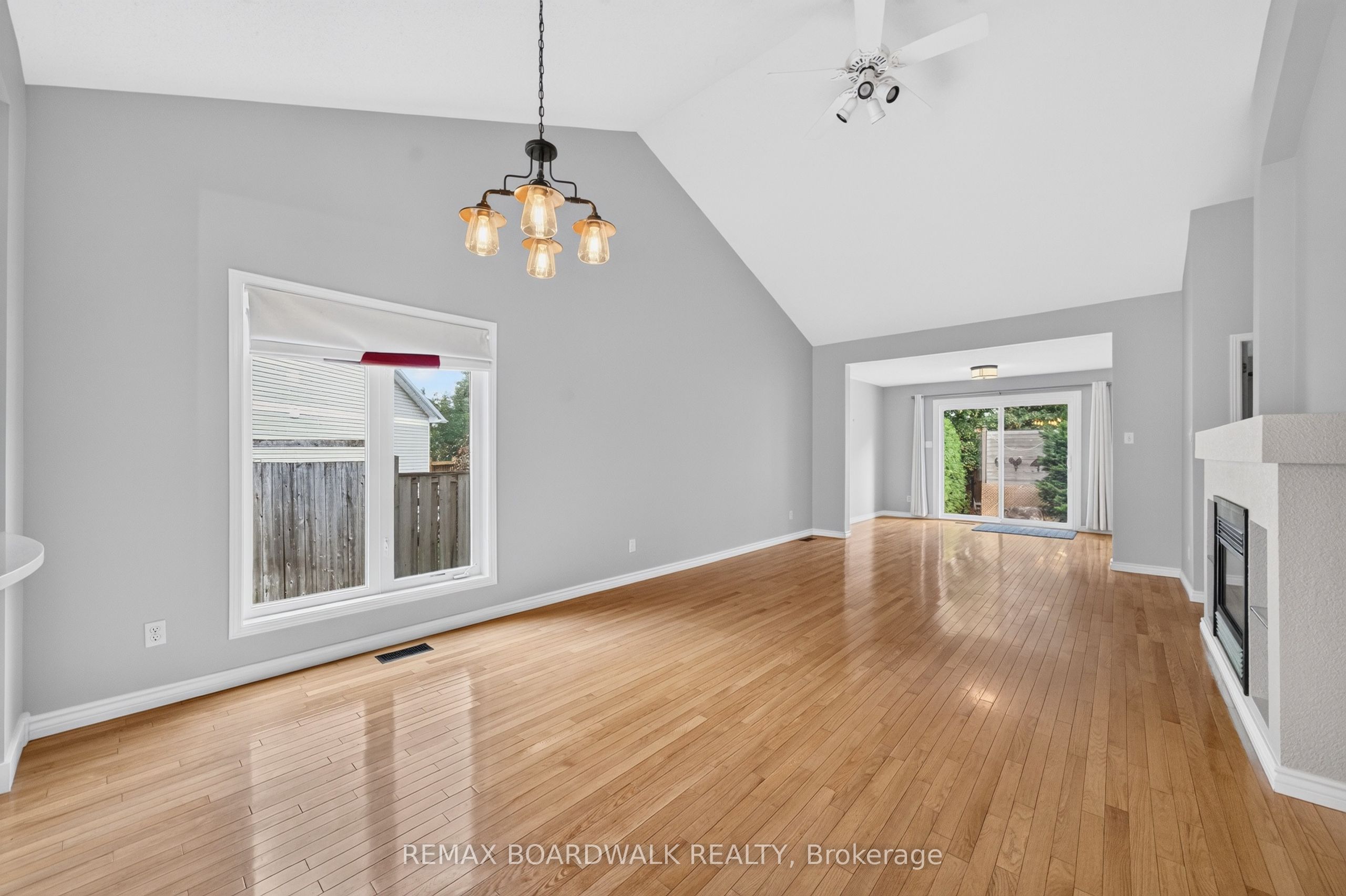 22 Burnstead Crescent Property Photo 4