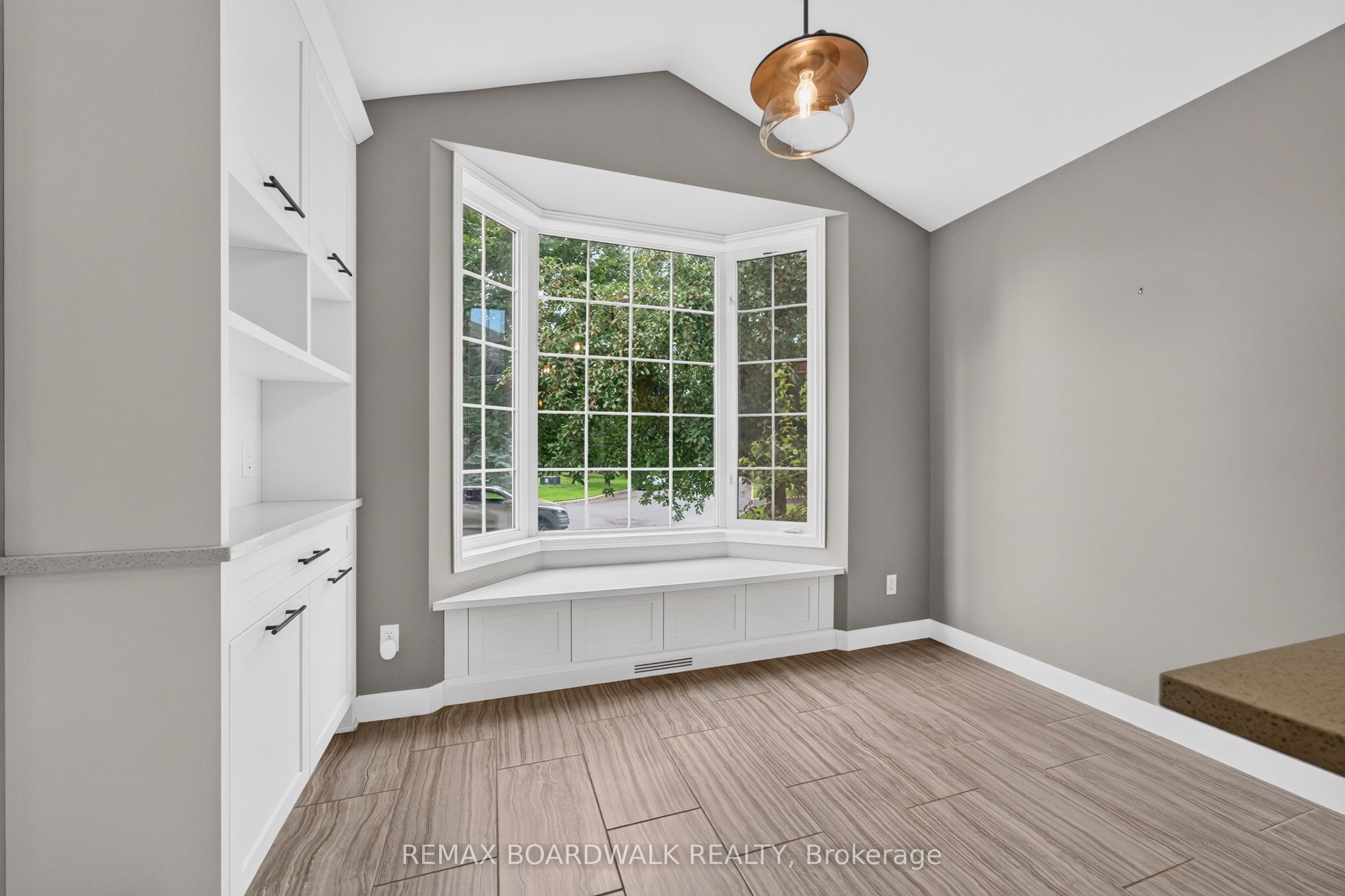 22 Burnstead Crescent Property Photo 13