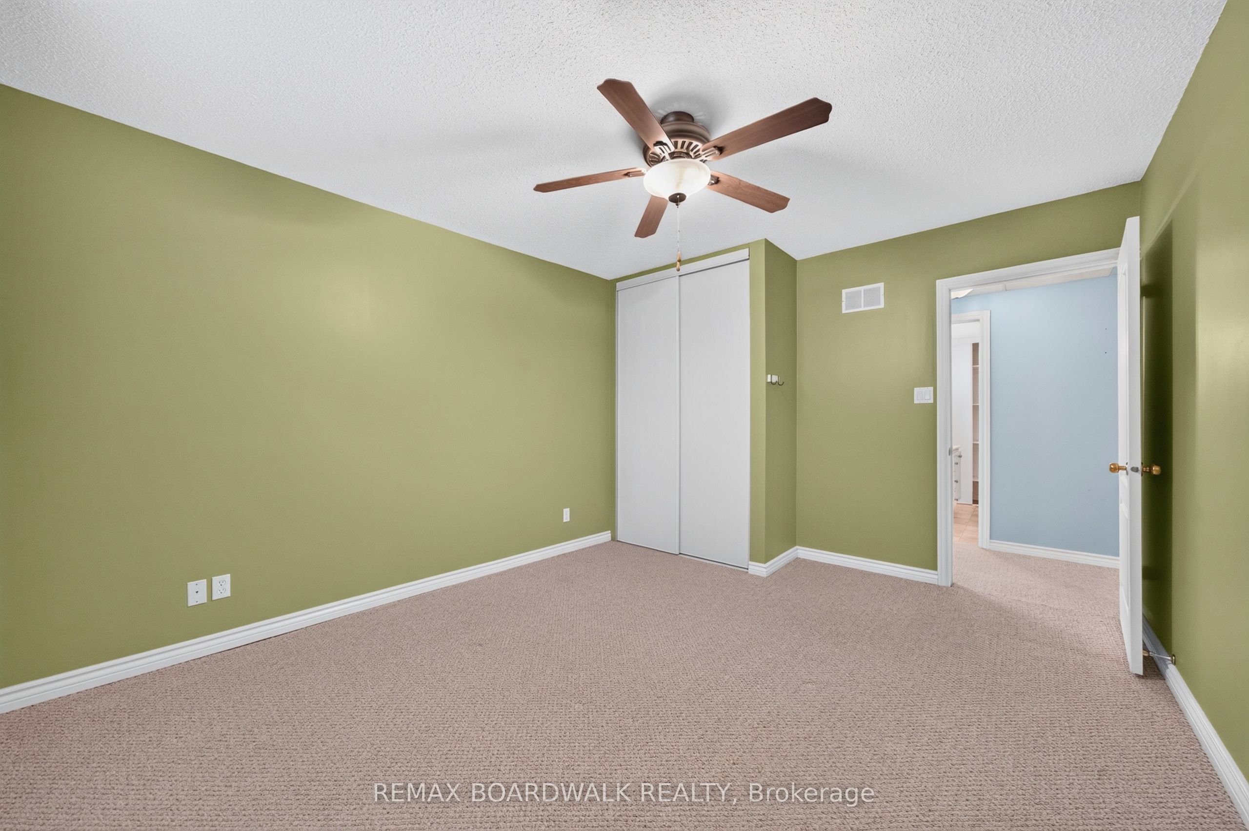 22 Burnstead Crescent Property Photo 26