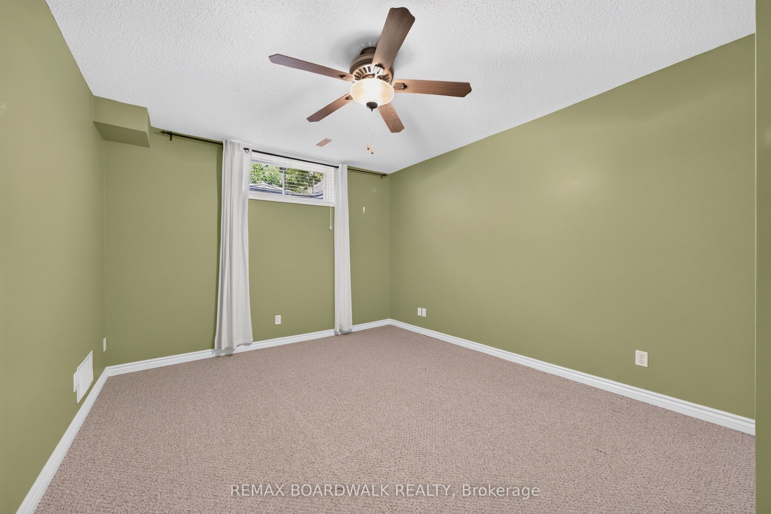 22 Burnstead Crescent Property Photo 27