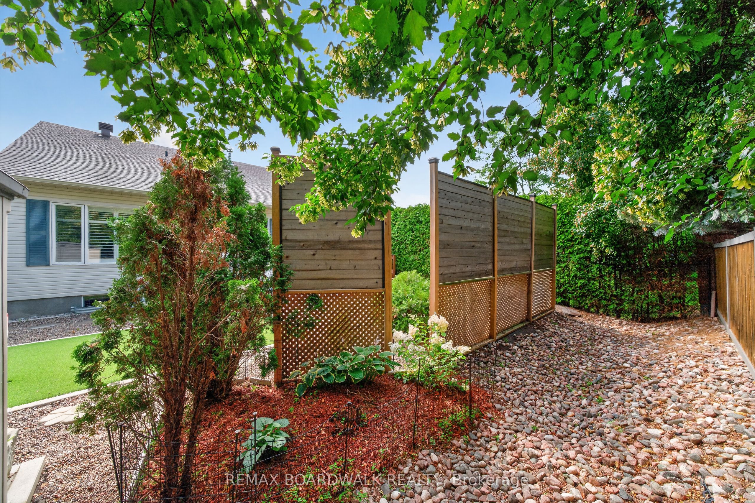 22 Burnstead Crescent Property Photo 33